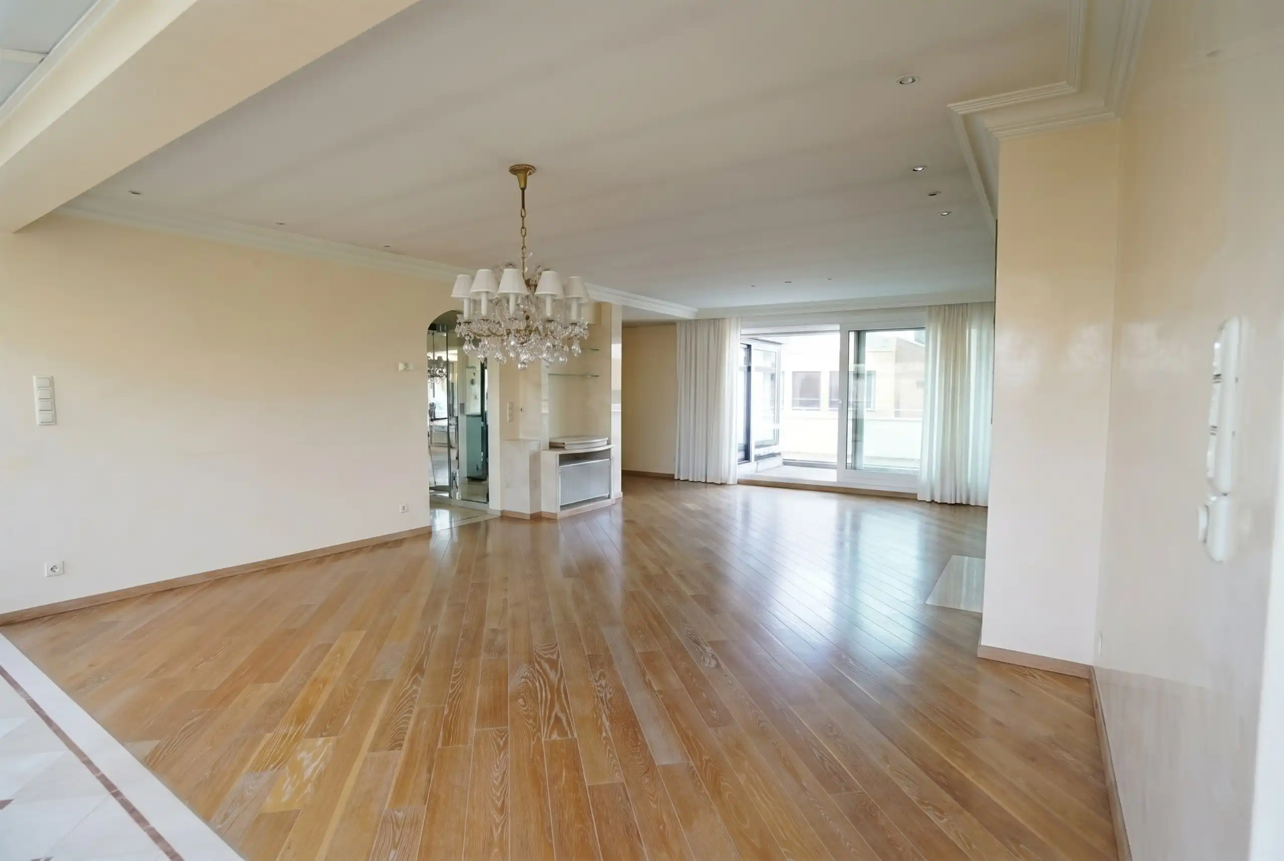 Elegant dakappartement met groot terras en garage! foto 7