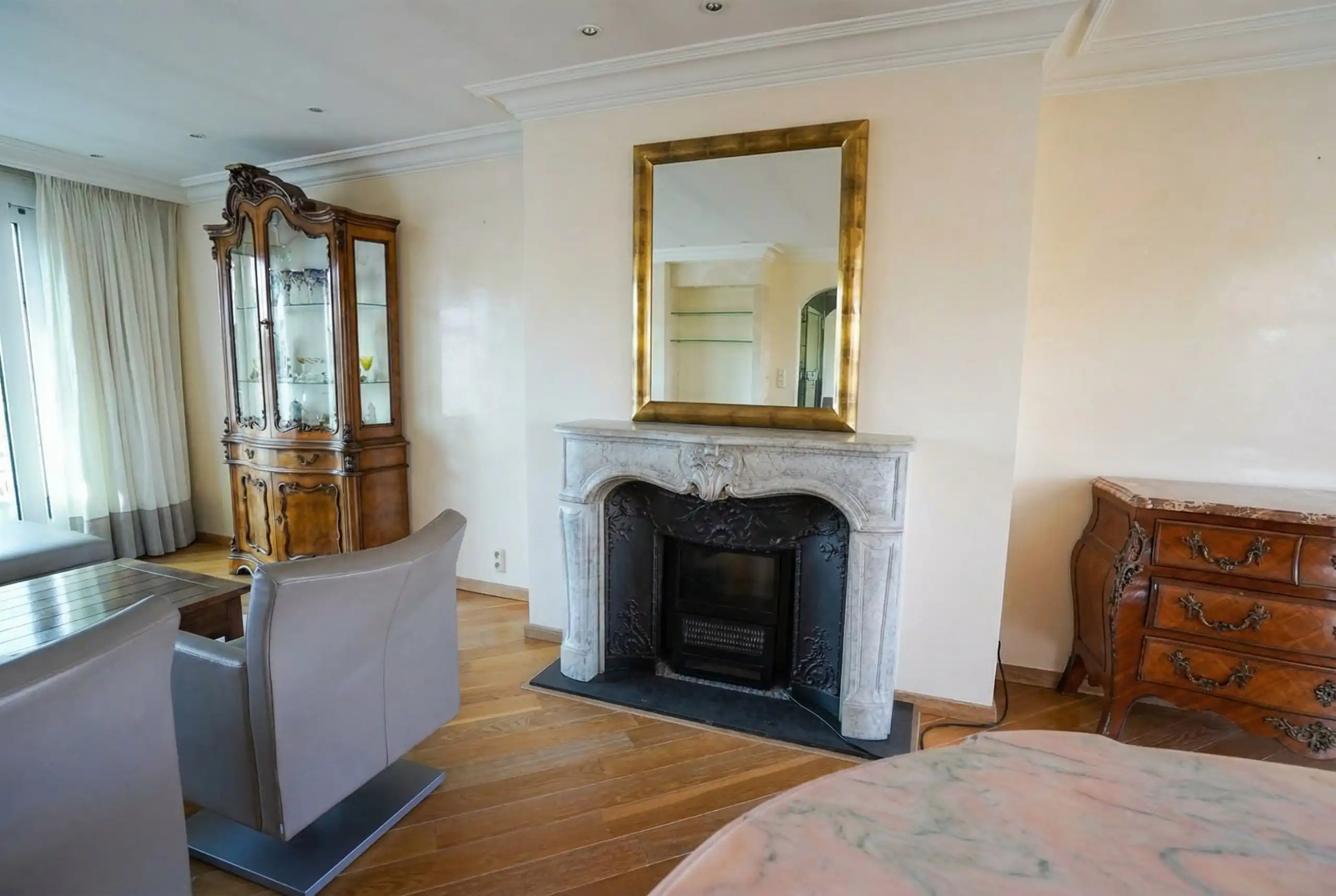 Elegant dakappartement met groot terras en garage! foto 7