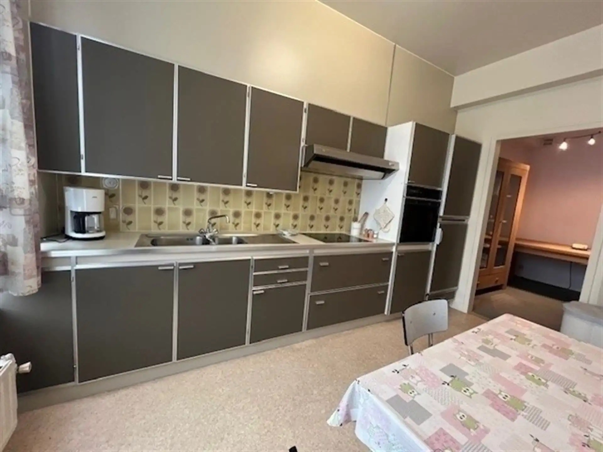 Riant 2-slaapappartement in hartje Hoboken! foto 5