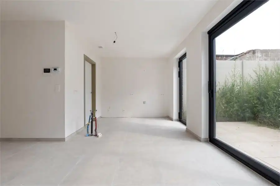 KNAPPE NIEUWBOUWWONING IN HET CENTRUM VAN BORGLOON (MOGELIJKHEID AANKOOP 6% BTW) foto 19