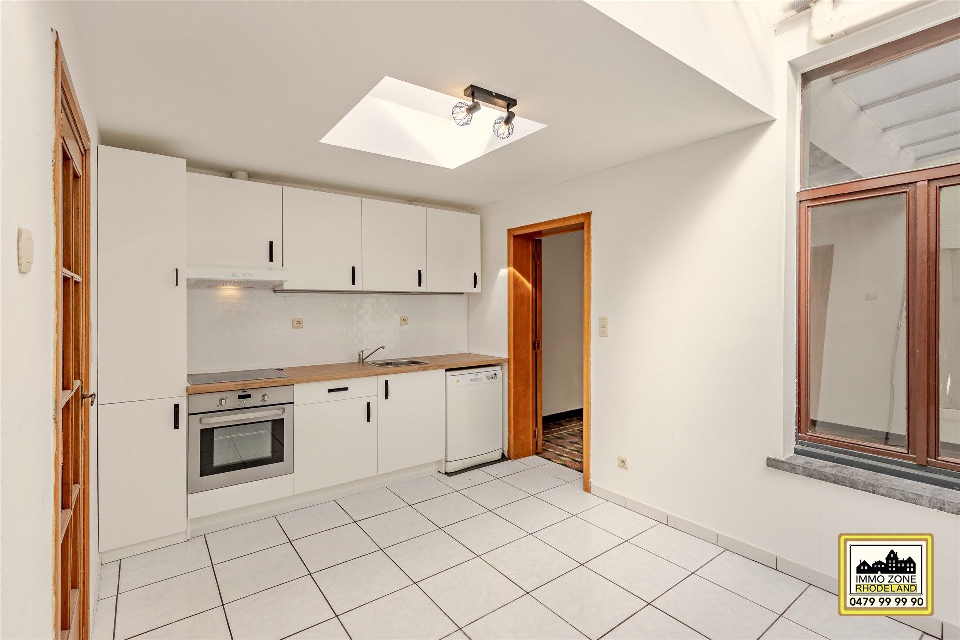 Leuke centraal gelegen starterswoning met gezellige tuin foto 11