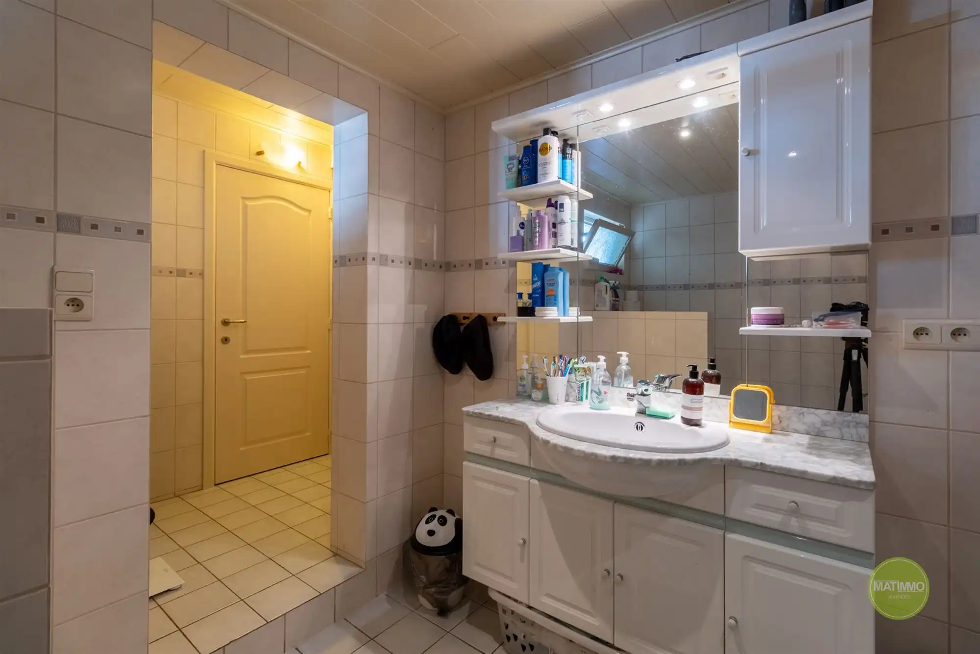 Ruime gezinswoning met 4 slaapkamers in Mol-Sluis foto 11