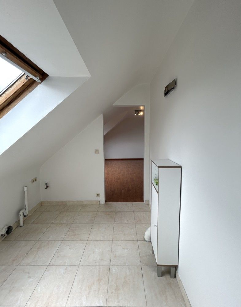 Zeer ruim duplex appartement met panoramisch uitzicht foto 13