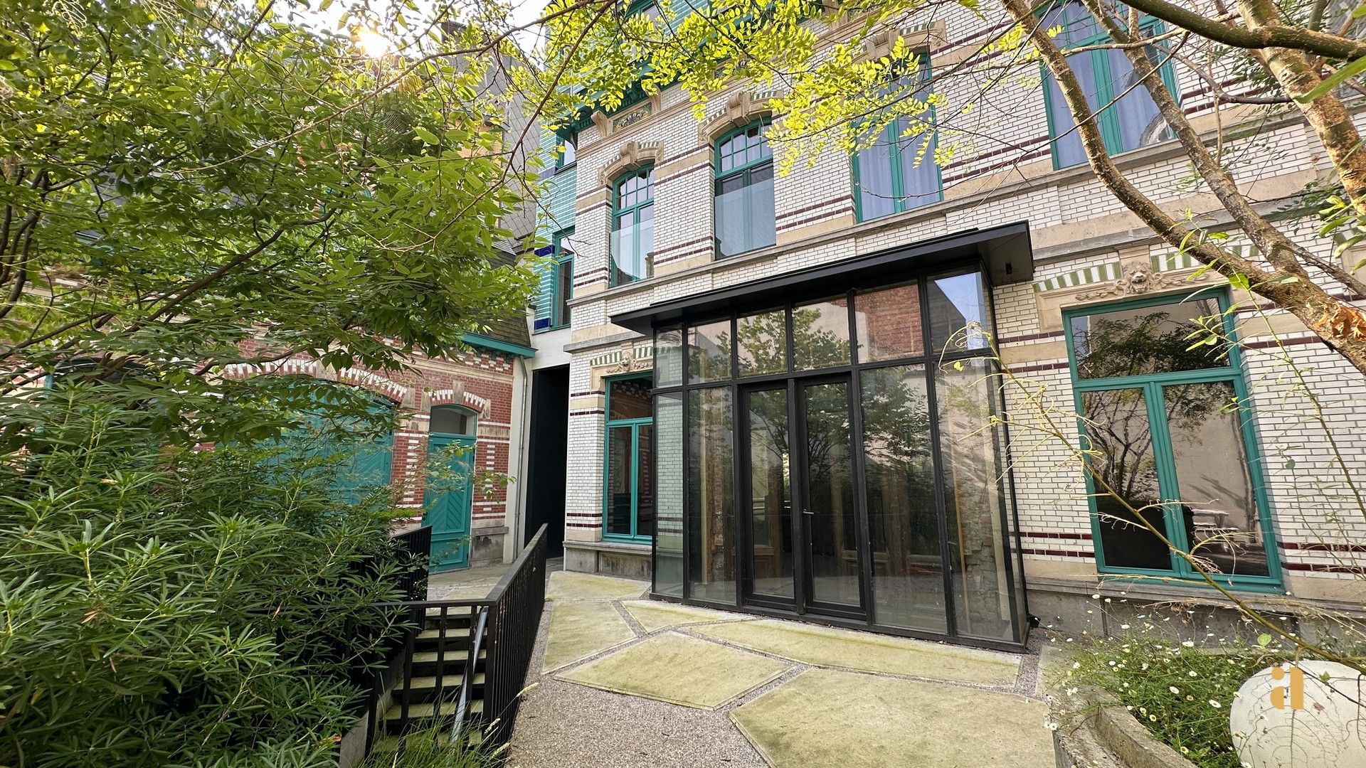 Luxueus gemeubeld appartement te huur foto 12