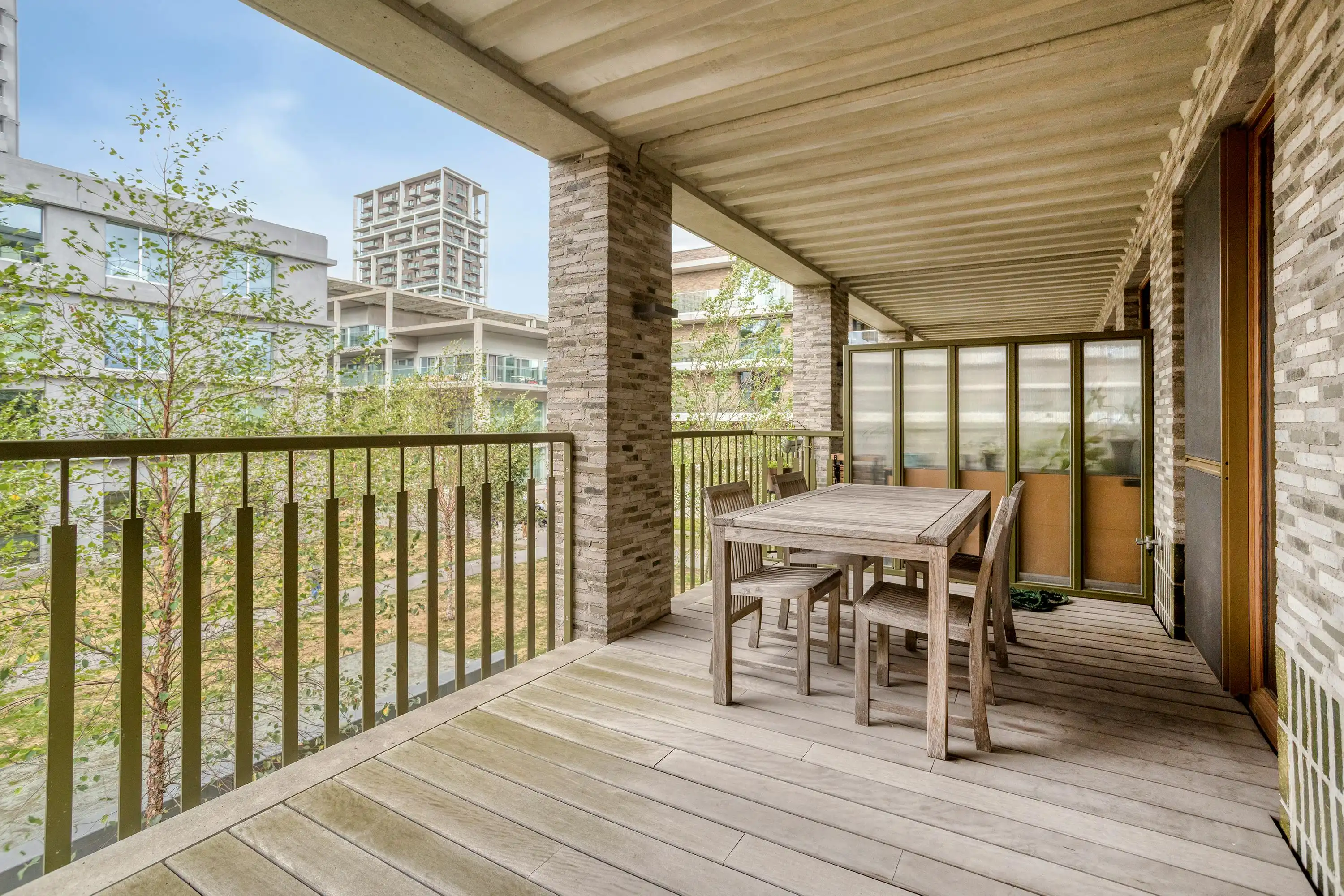 Hoekappartement met terras ca. 15 m² te koop op Nieuw Zuid foto 2