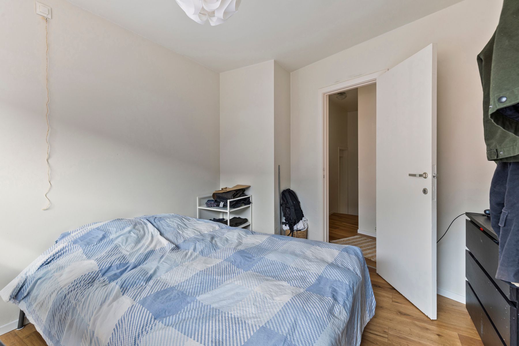 Instapklare stadswoning met grote garage ! foto 16