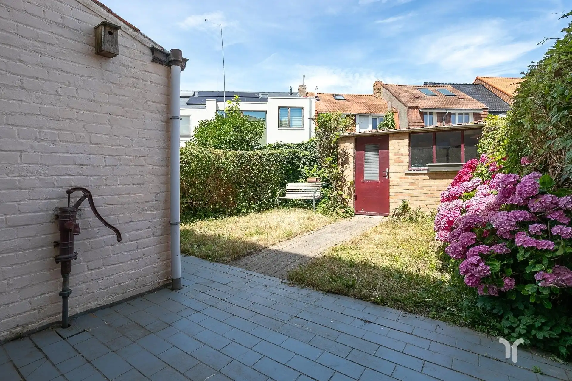 Karaktervolle meergezinswoning met potentieel. foto 13