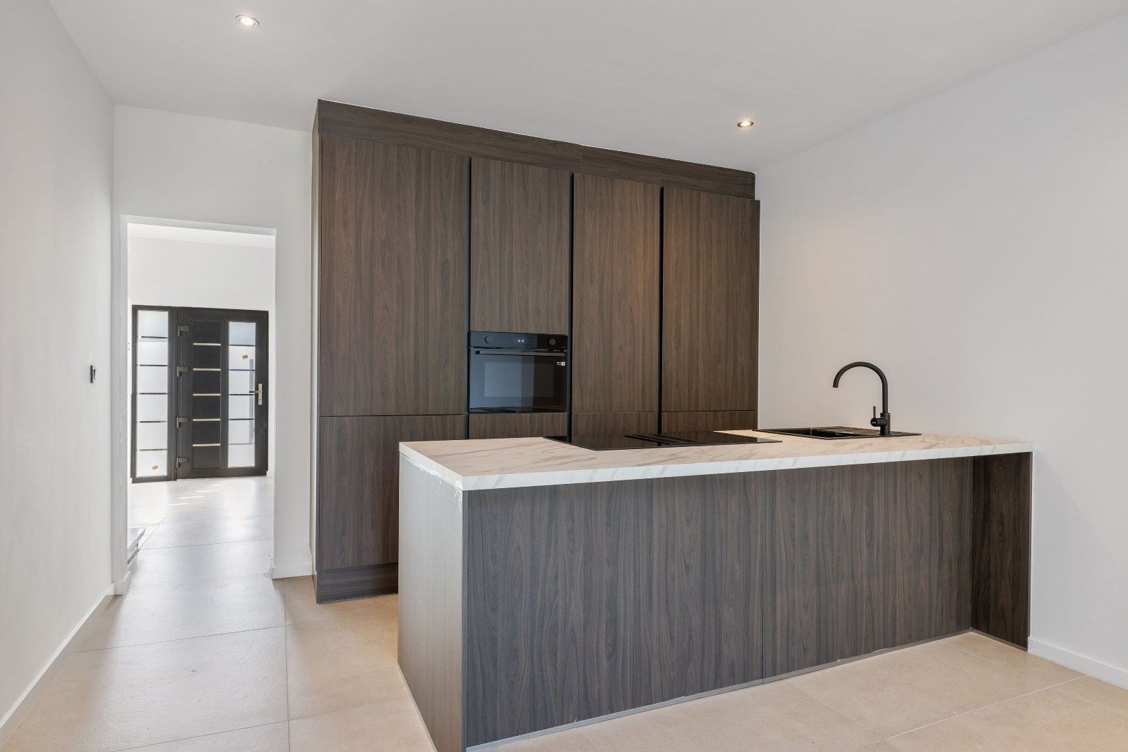 Luxueus, gerenoveerde woning met EPC: A-label te Sint-Niklaas! foto 2
