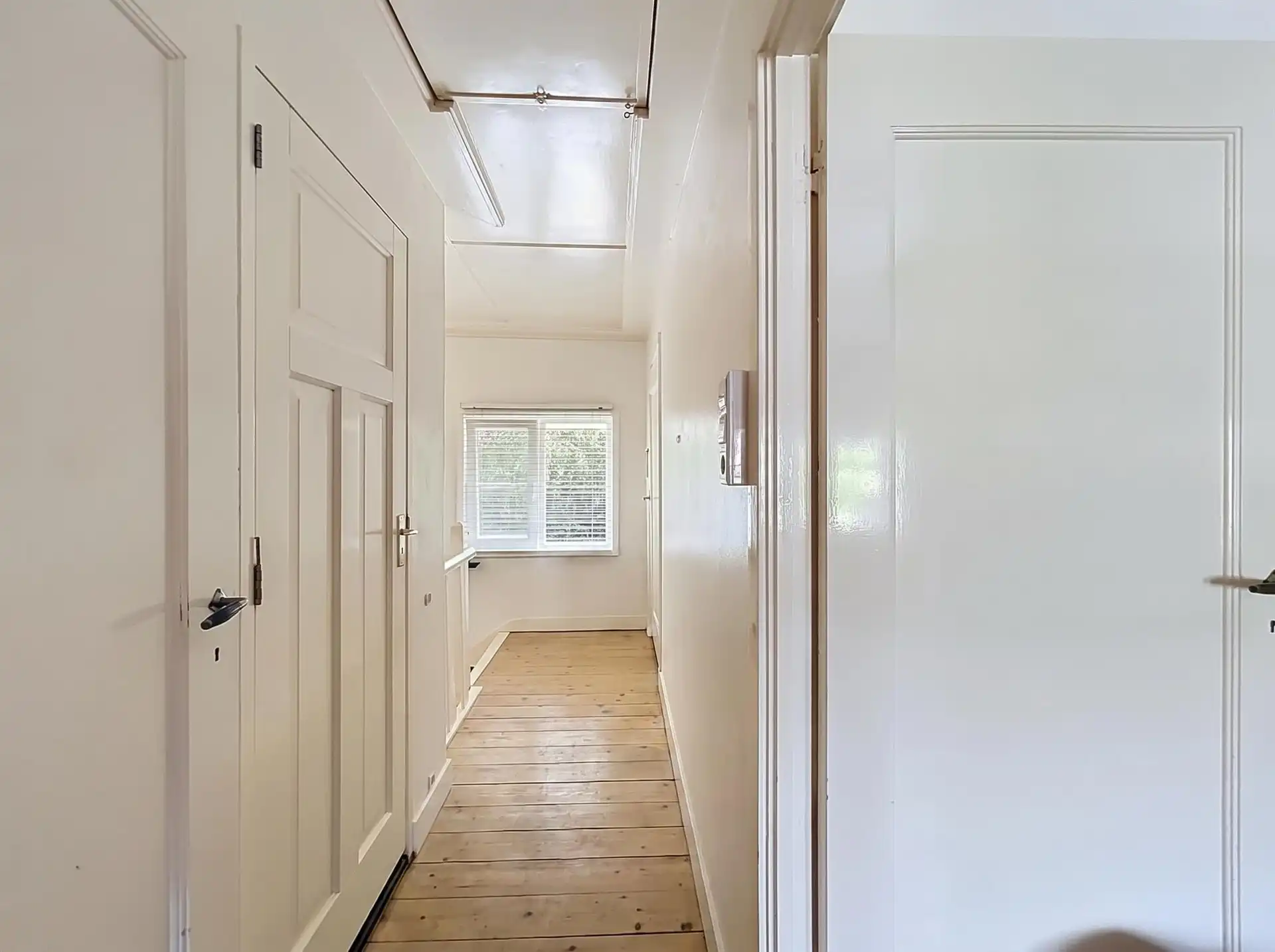 instapklare gezinswoning met 3 slaapkamers en half open karakter op perceel van 1520m² foto 10