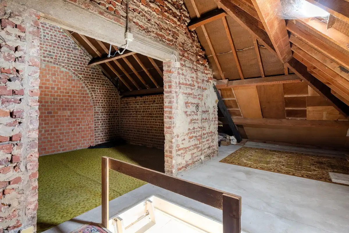 Ruime woning met 3 slaapkamers en tuin foto 24