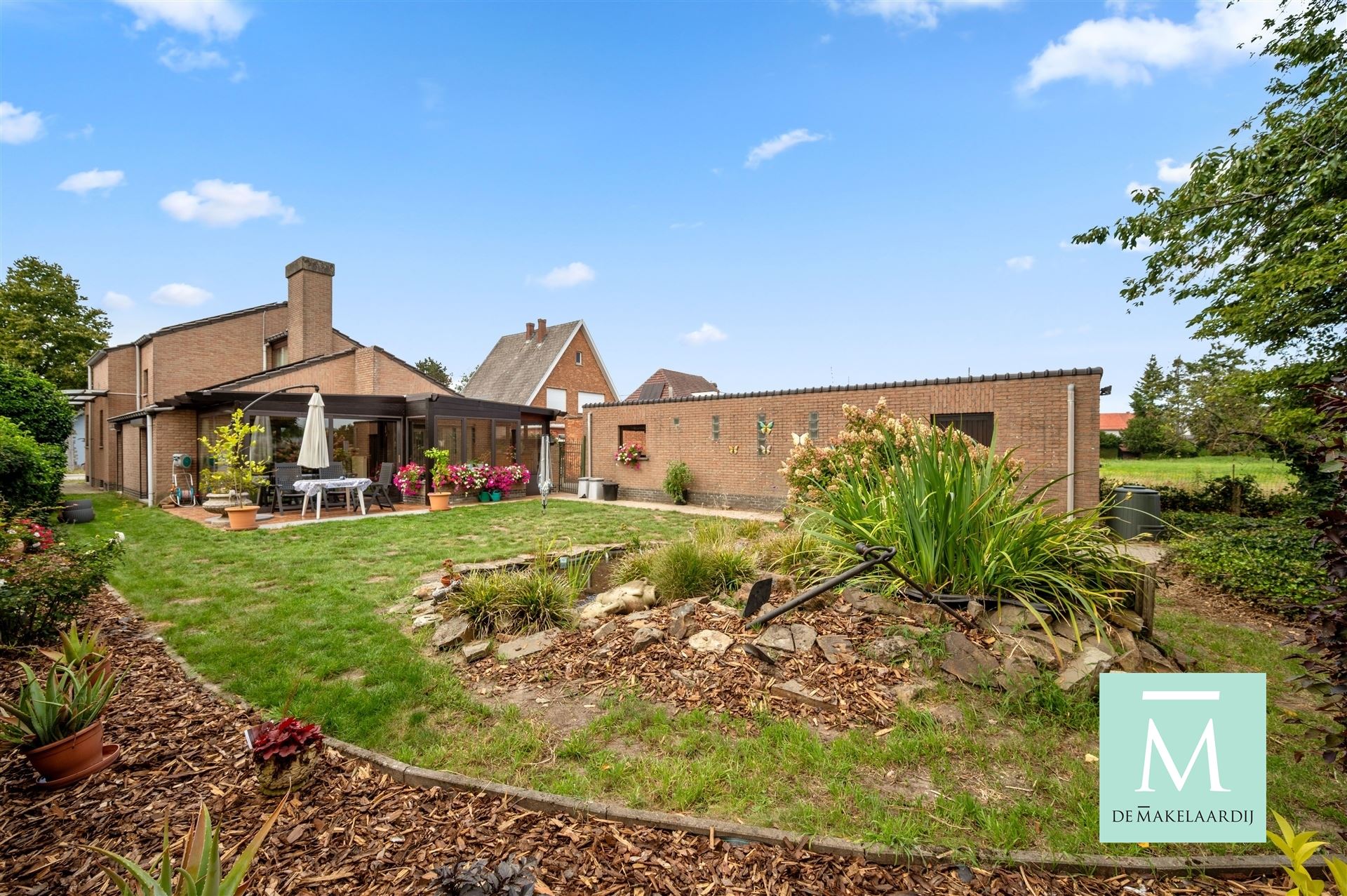 Uitstekend gelegen woning met 3 slaapkamers en garage foto 18