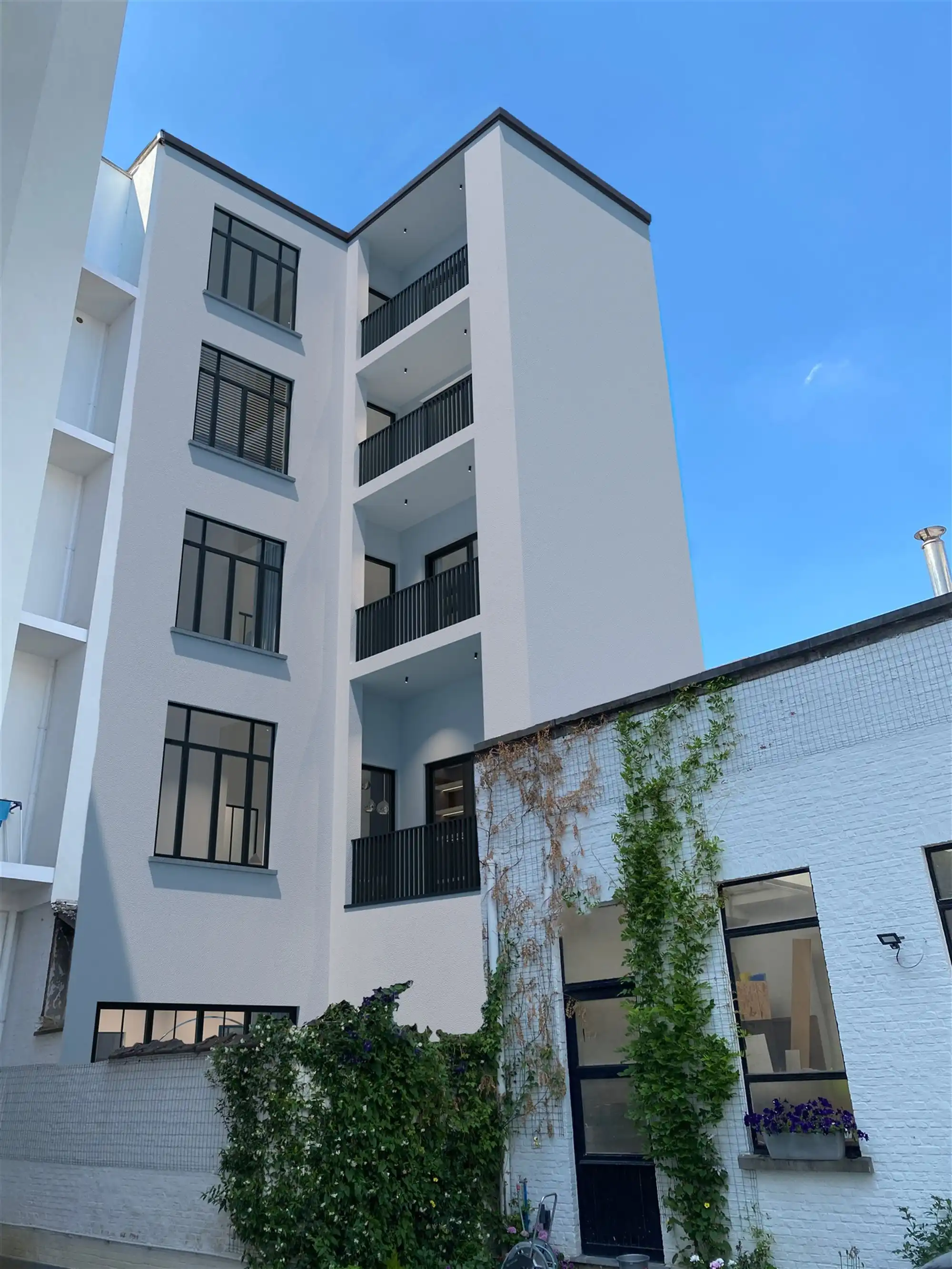 Energetisch gerenoveerd appartement met terras foto 7