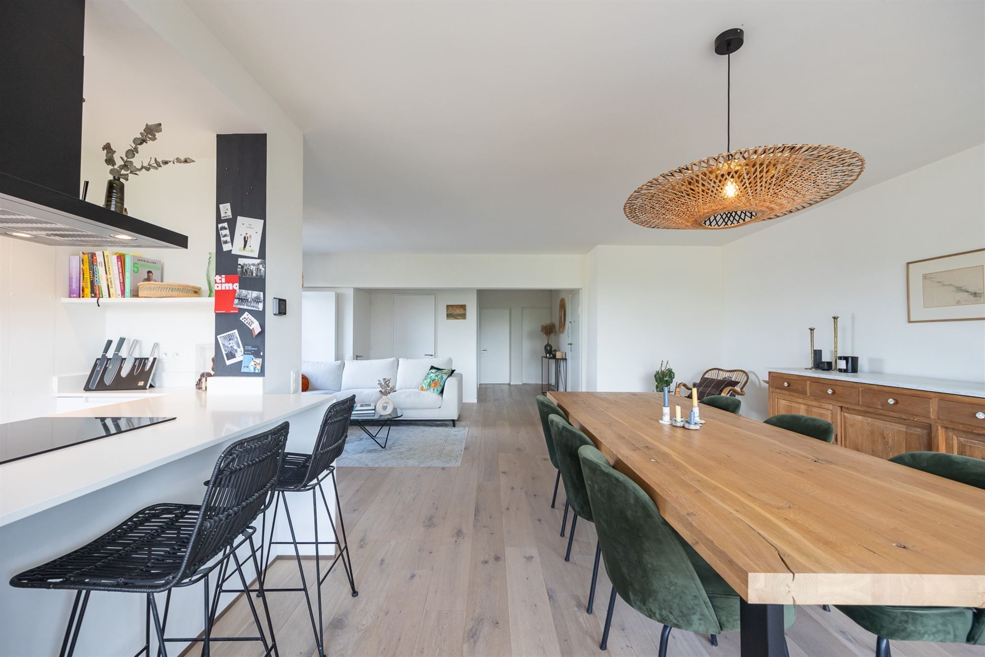 Instapklaar en lichtrijk hoekappartement nabij het Rooi foto 4