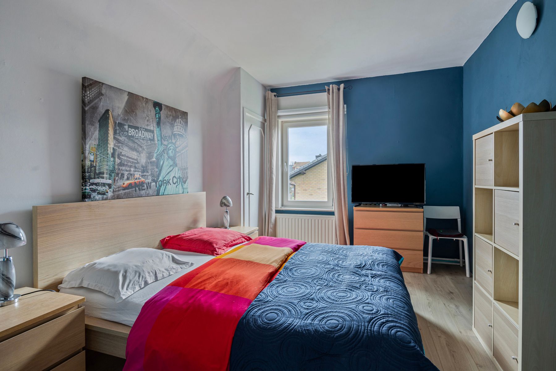 Ruime gerenoveerde vrijstaande woning nabij centrum Halle foto 12