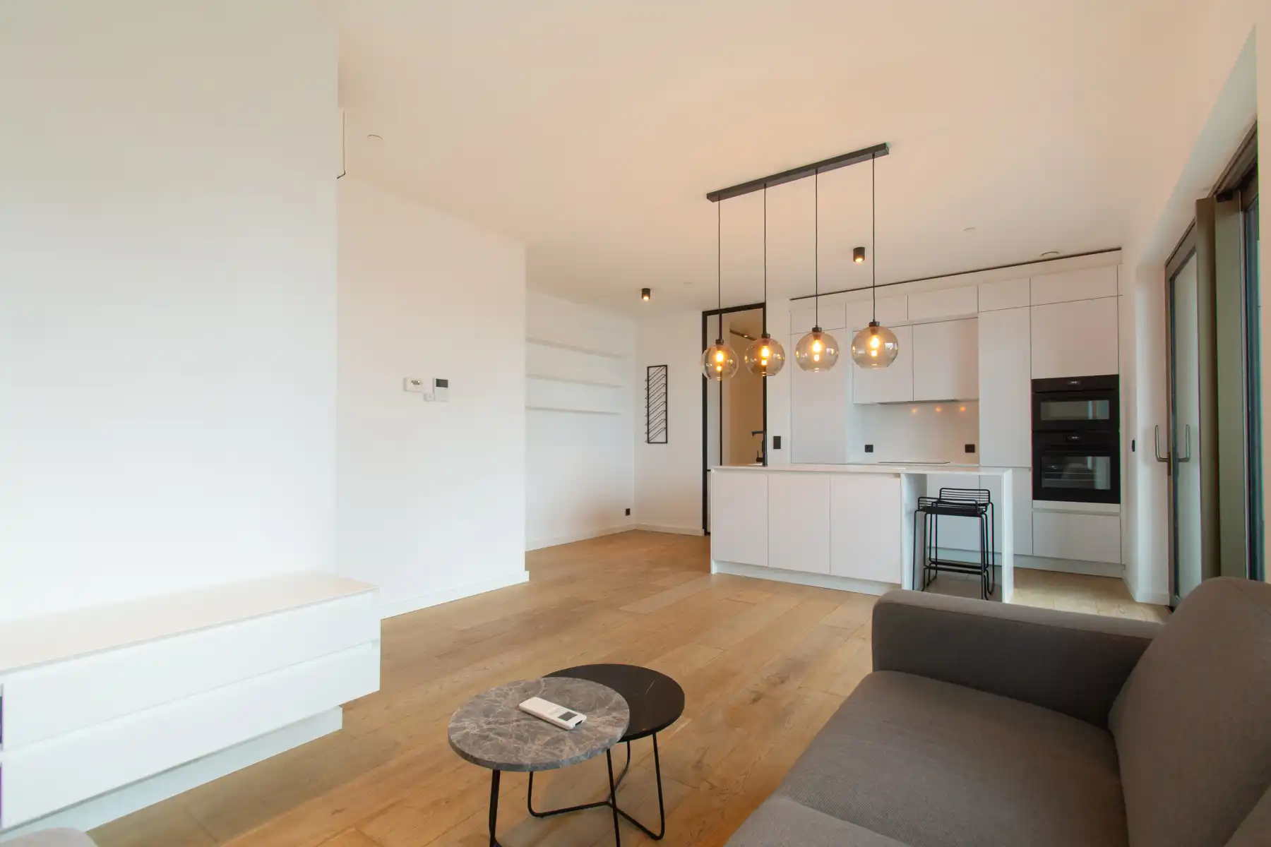 Ongemeubeld 2 slaapkamer appt. met zicht op de Schelde foto 3