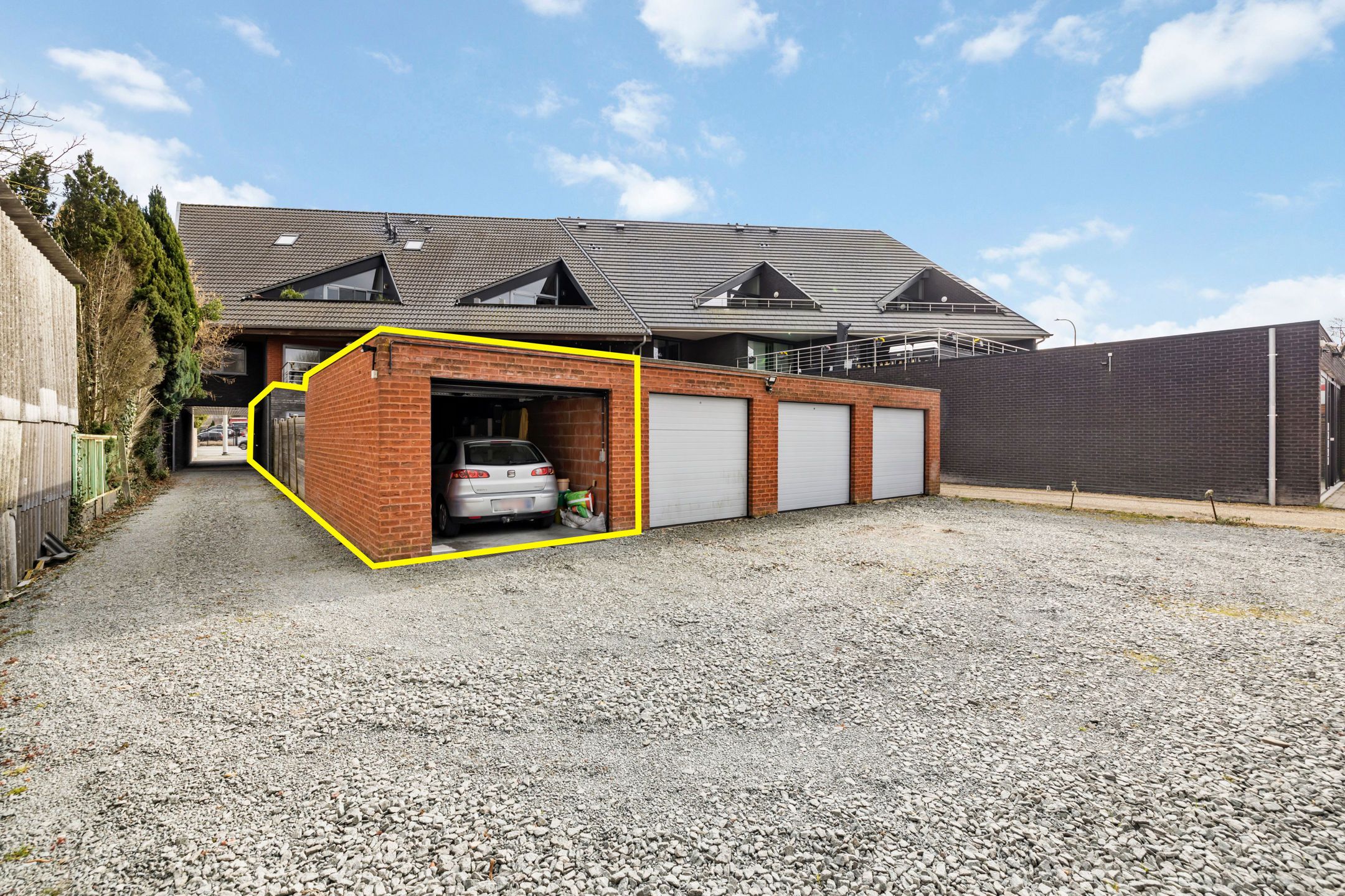 Gezellig energiezuinig appartement met grote koer en garage foto 23