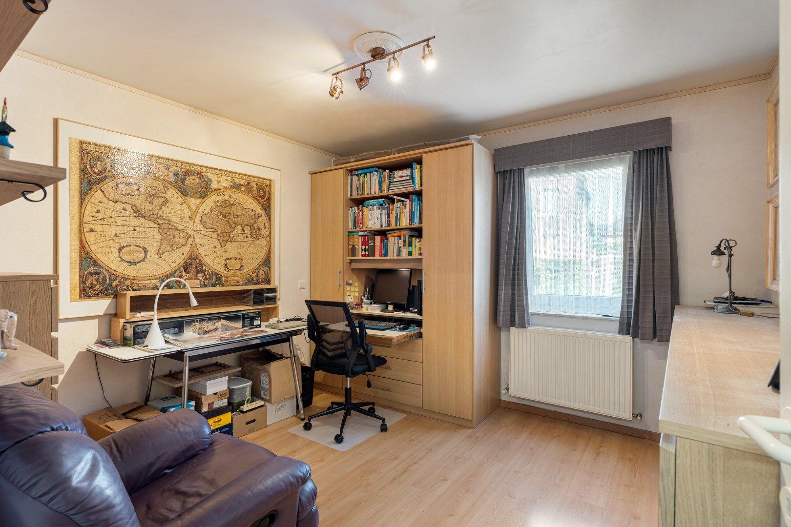 Verzorgd gelijkvloers appartement met 2 slaapkamers, ruim terras, garage en berging foto 19