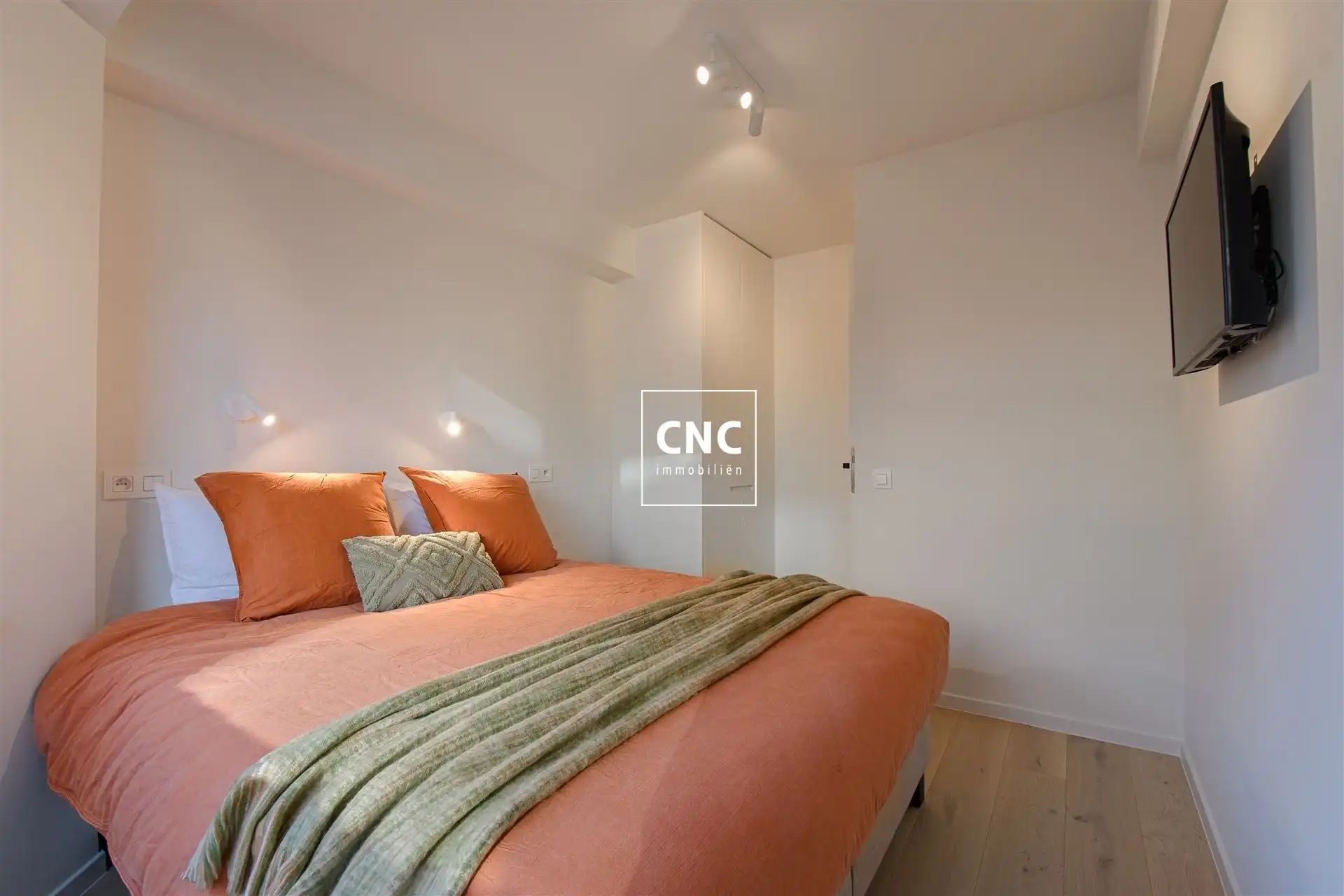 Prachtig gerenoveerd hoekappartement in het hart van Knokke foto 4