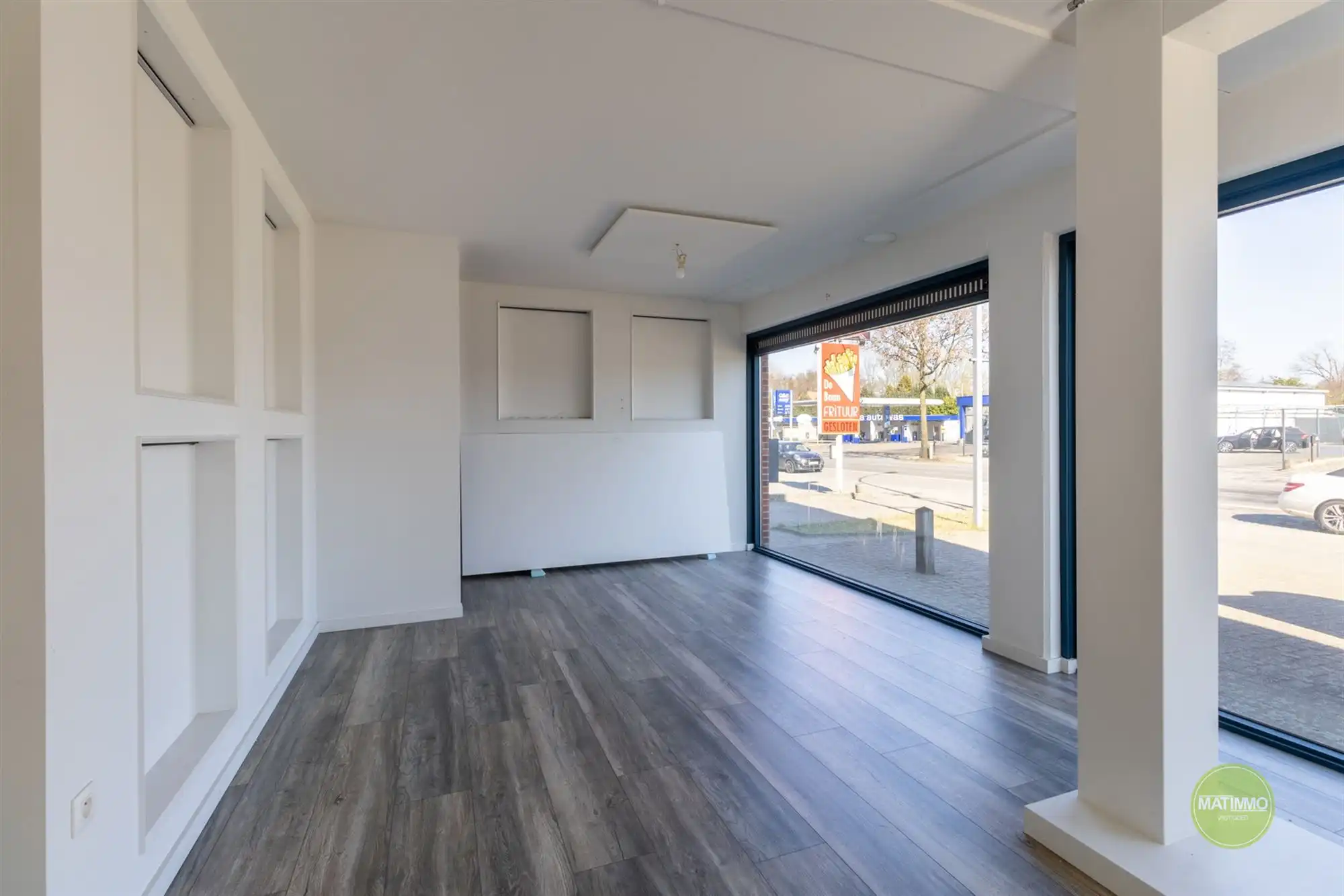 Uniek handelshuis met ruime woonst op toplocatie in Mol  foto 6