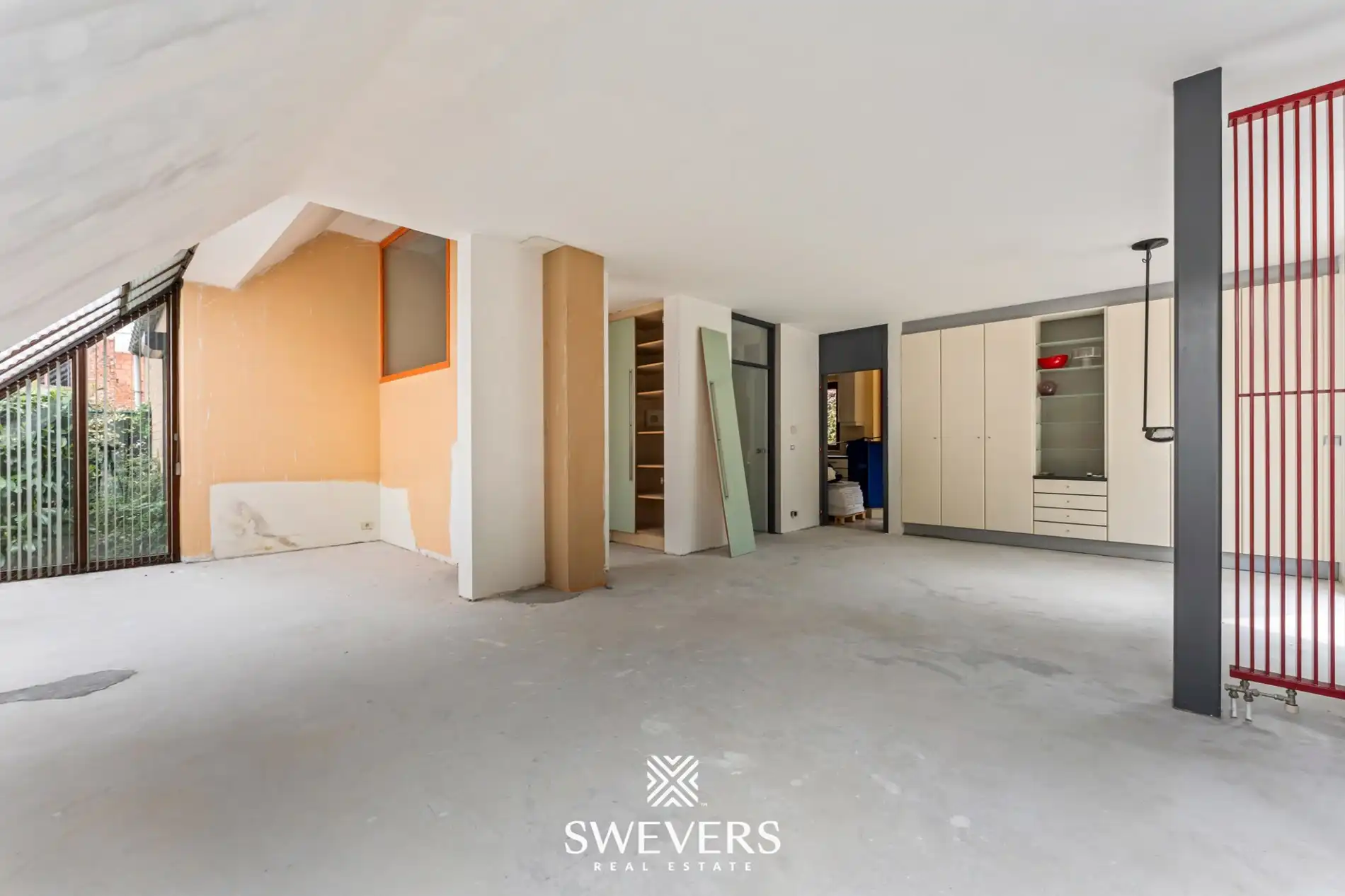 Ruime woning met veel potentieel op prachtig perceel (23a96ca) te Helchteren foto 5