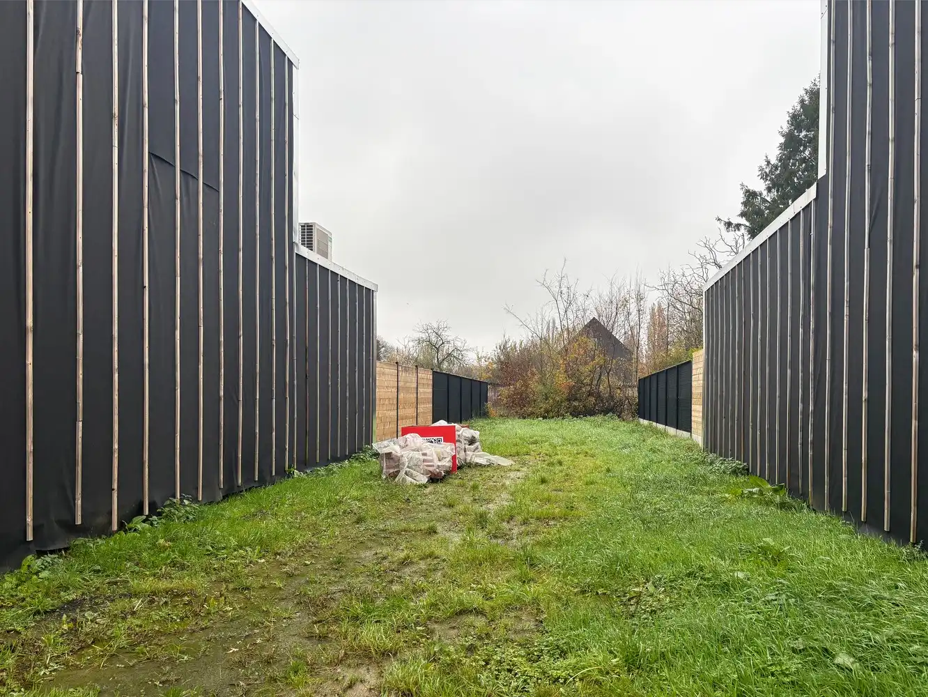 Bouwgrond te koop in Broechem (265 m²) foto 2