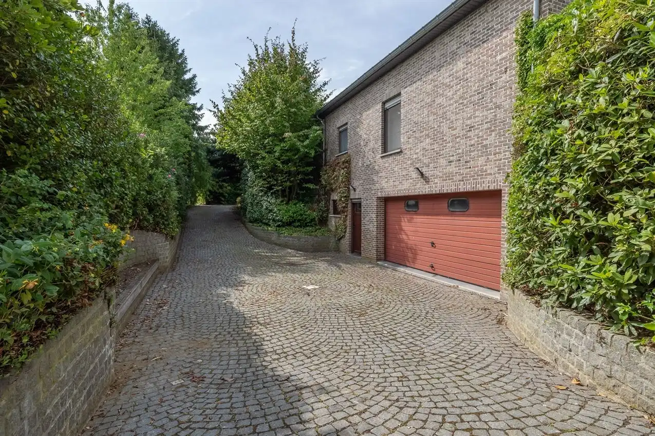 Landelijke villa op 1 hectare in Assent foto 2