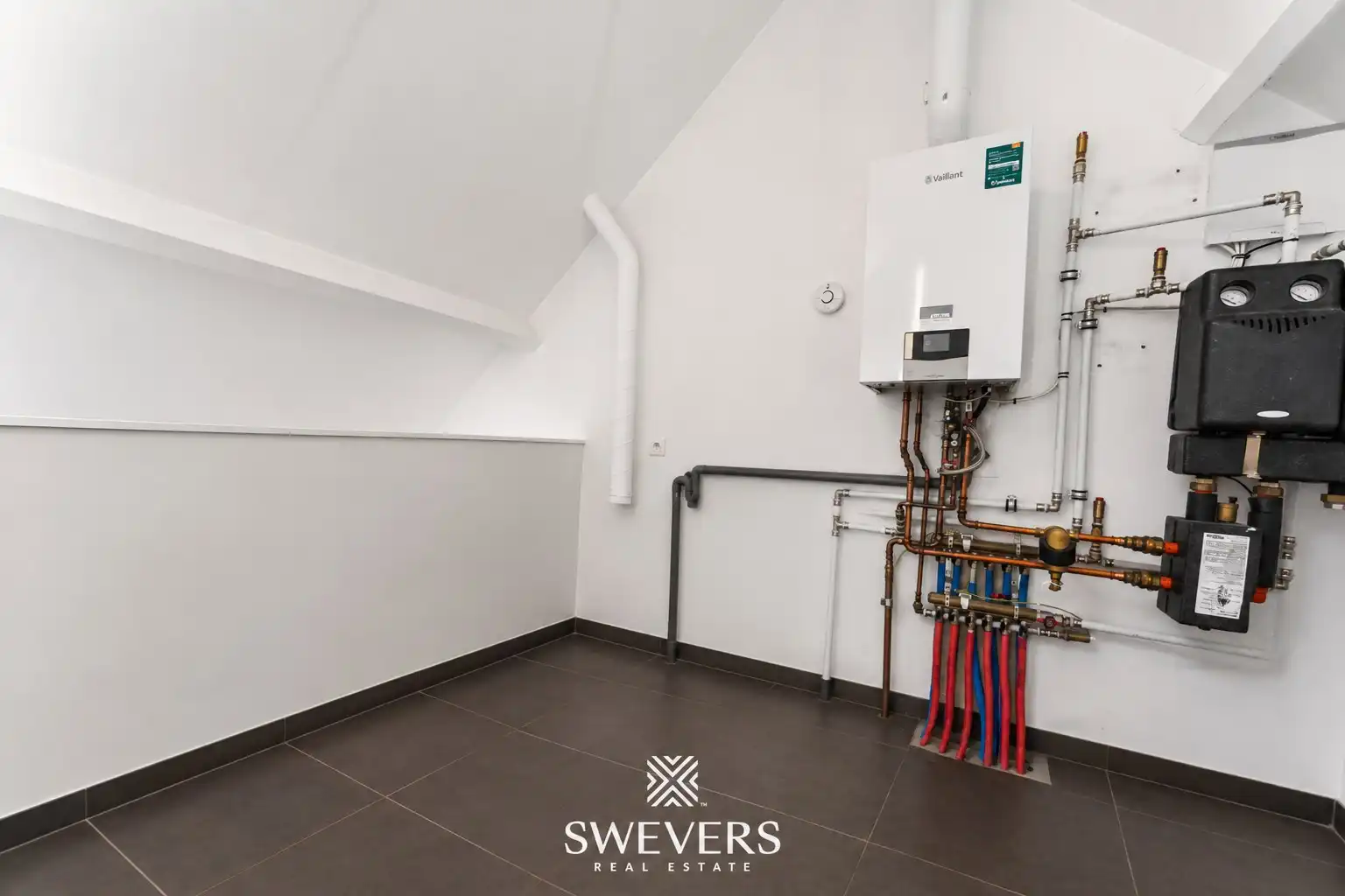 Instapklare woning in het hartje van Sint-Truiden foto 26