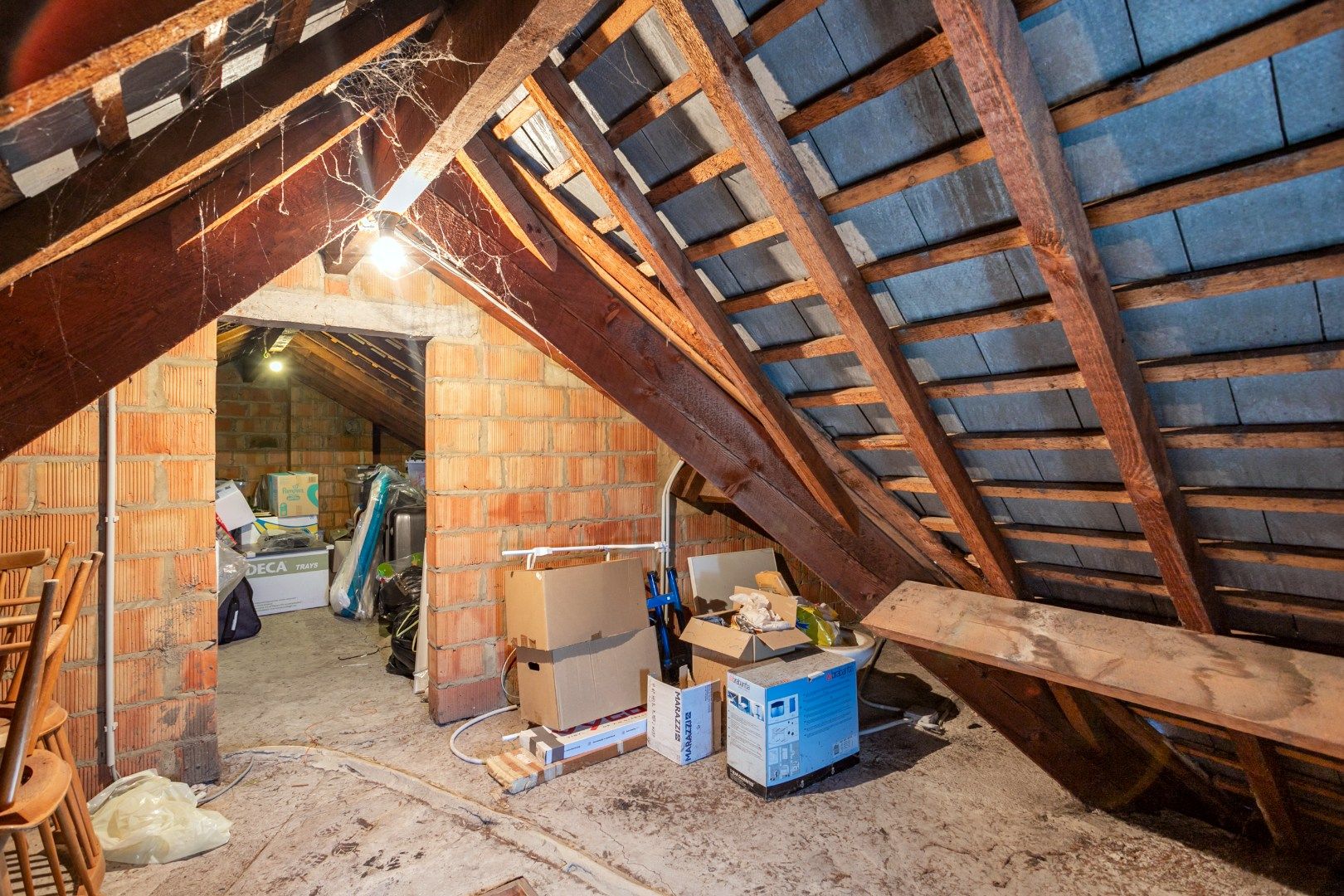 Instapklare woning 3 slpks, garage en tuin op +- 4are foto 17