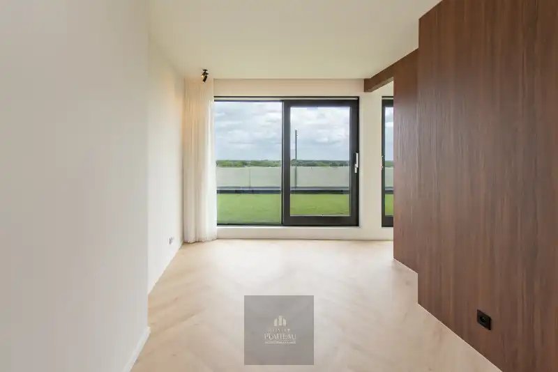 Vernieuwd dakappartement met zeer groot dakterras. foto 13