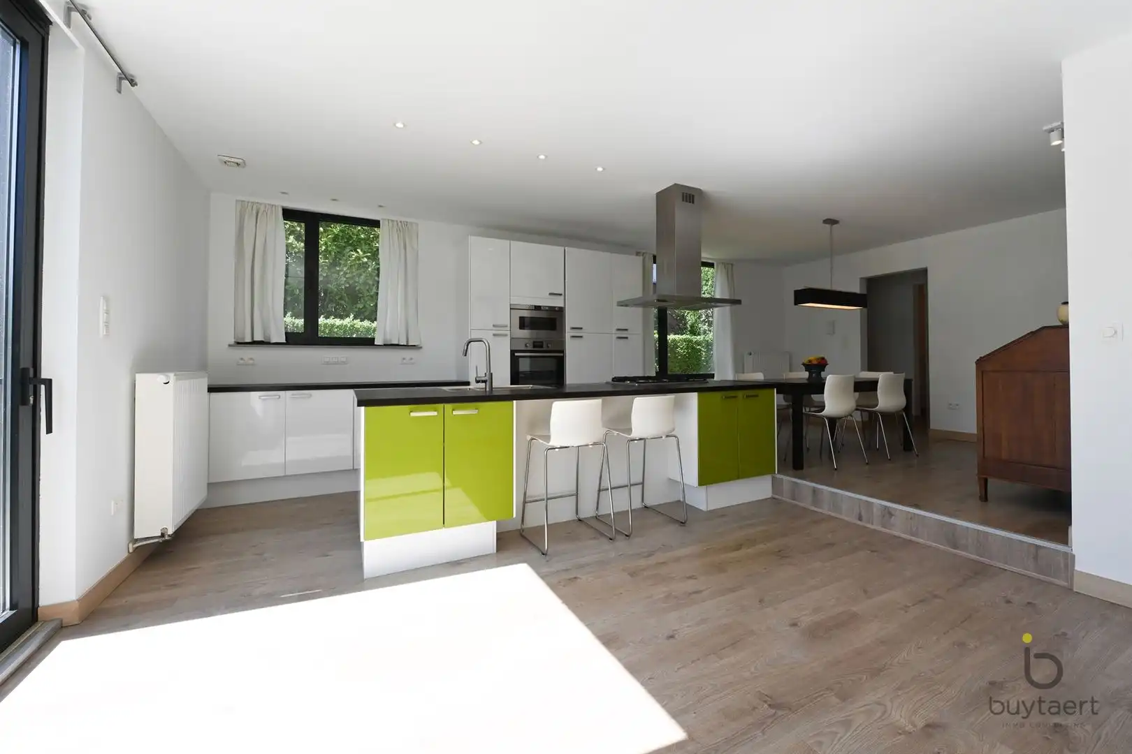 Gelijkvloerse woning met tuin te Schilde. foto 8