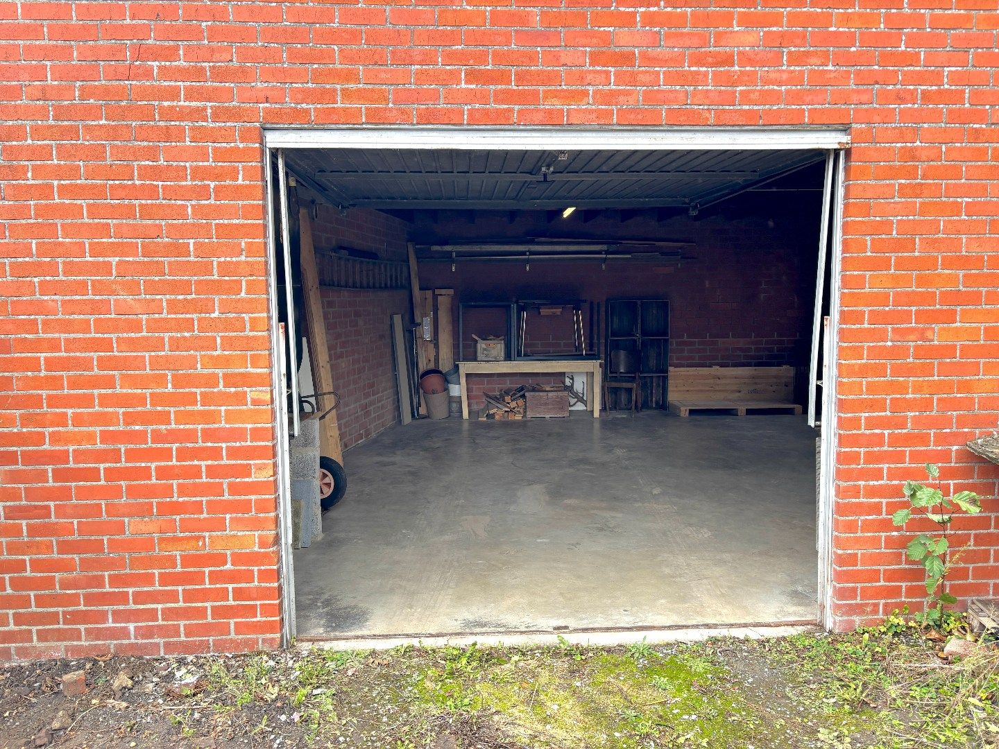 Ruime woning met tuin en garage! foto 16