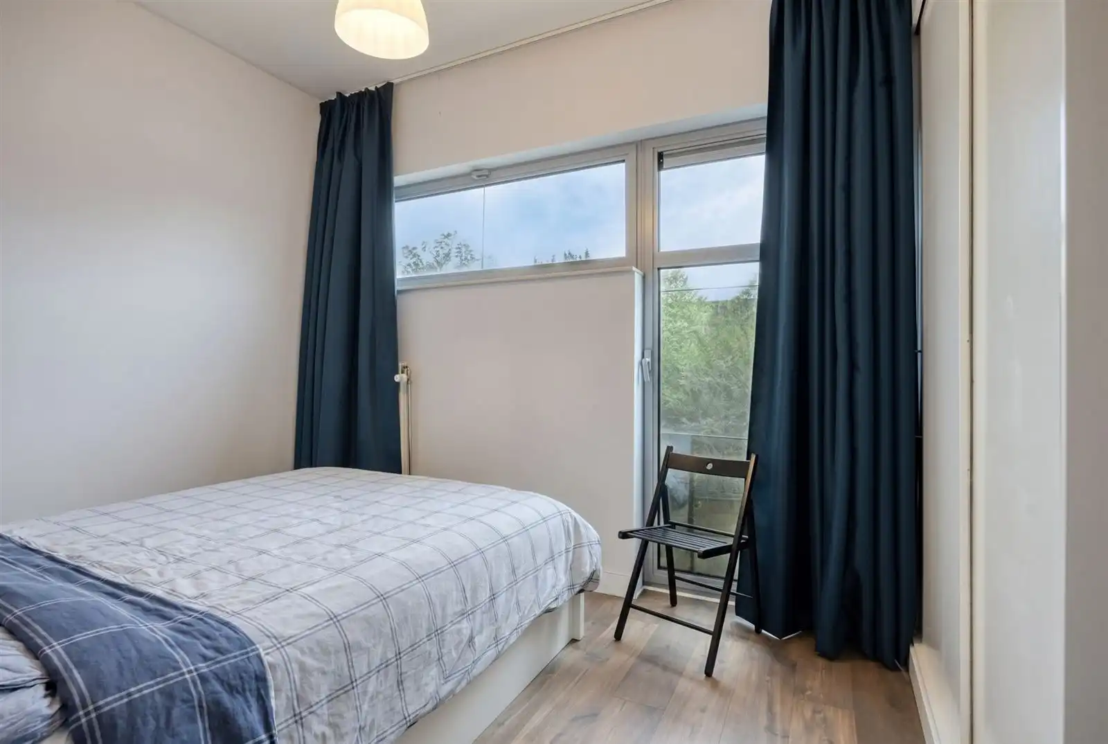 Instapklaar gemeubeld gelijkvloers appartement met tuin nabij het centrum van Edegem foto 10