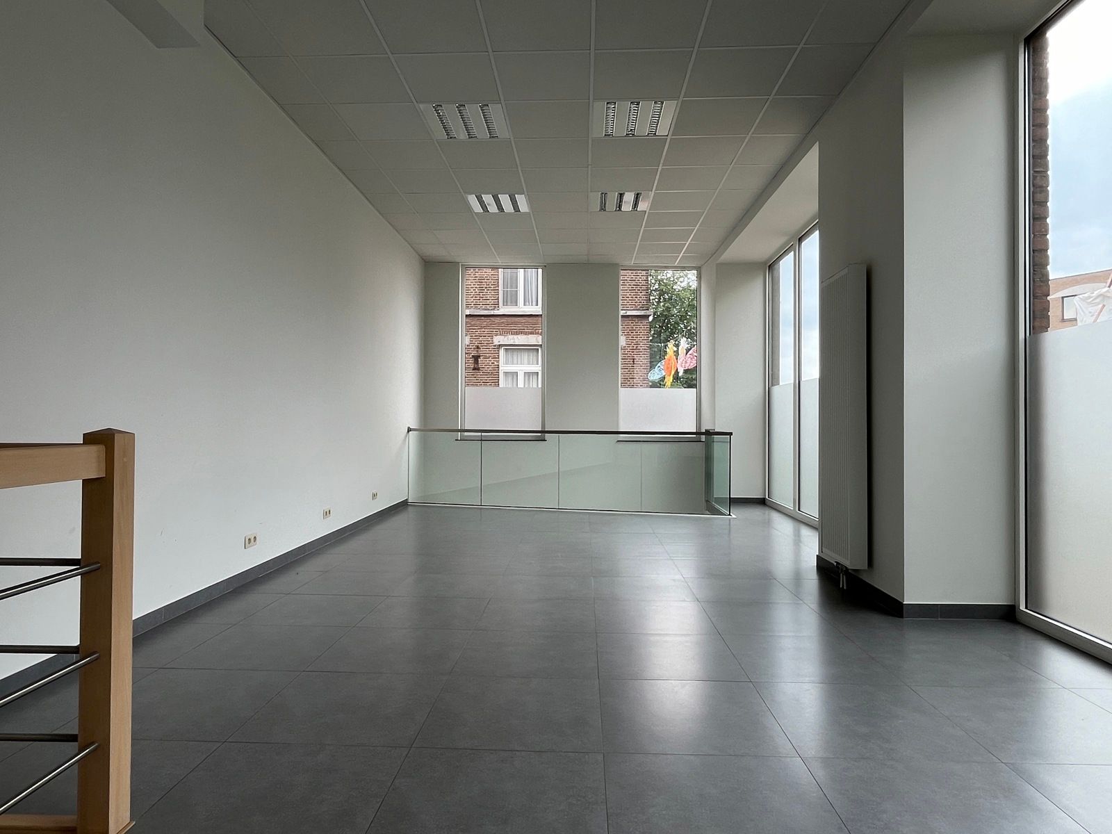 Recente handelsruimte in het centrum foto 5