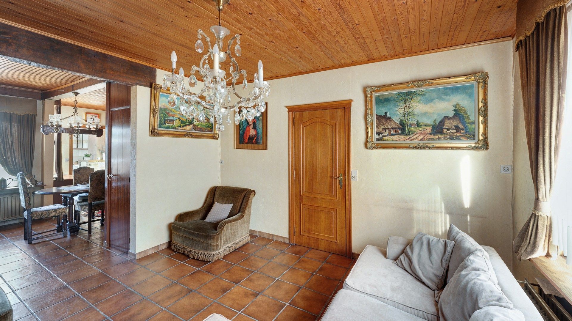 Renovatieproject met enorm veel potentieel te Lissewege foto 11