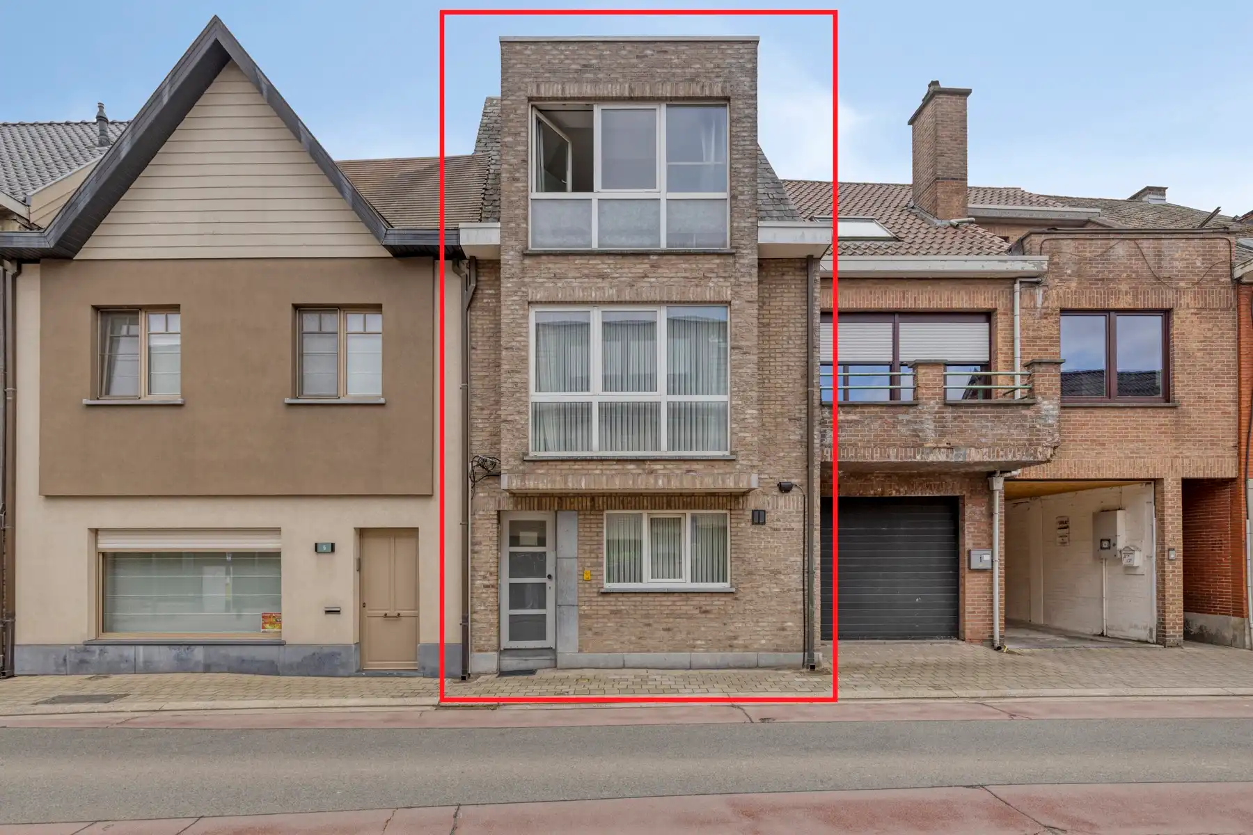 Zeer interessant investeringspand foto {{pictureIndex}}