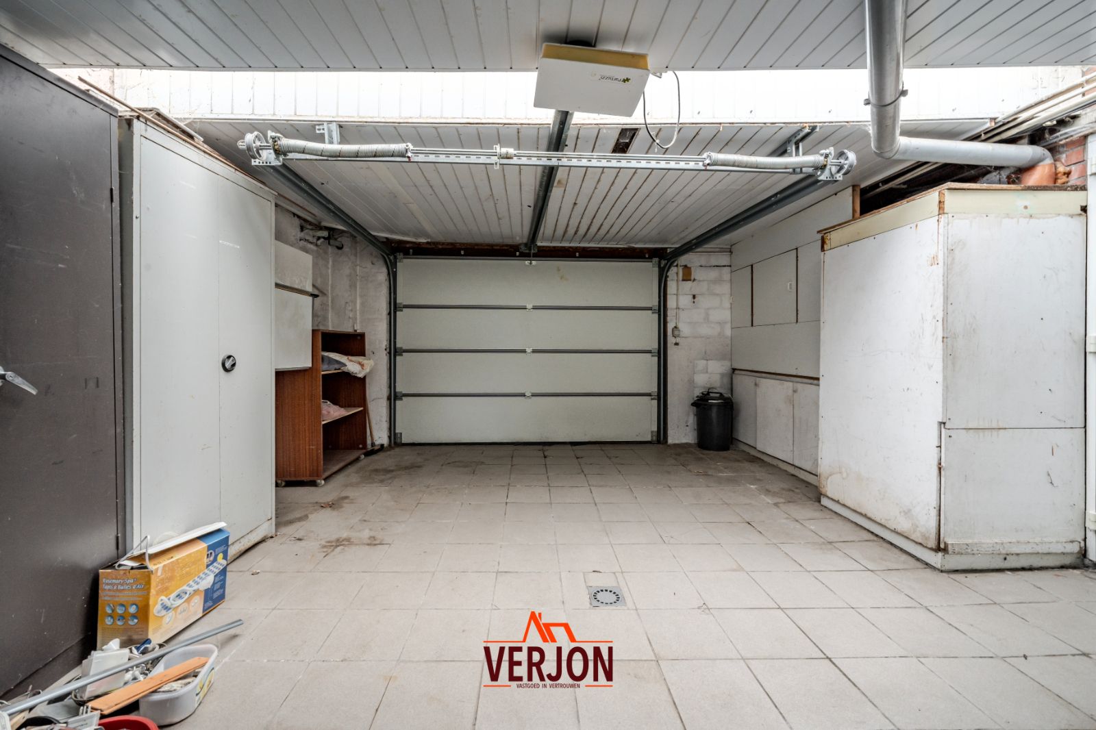 Woning met tuin en garage in het centrum van Ardooie! foto 9