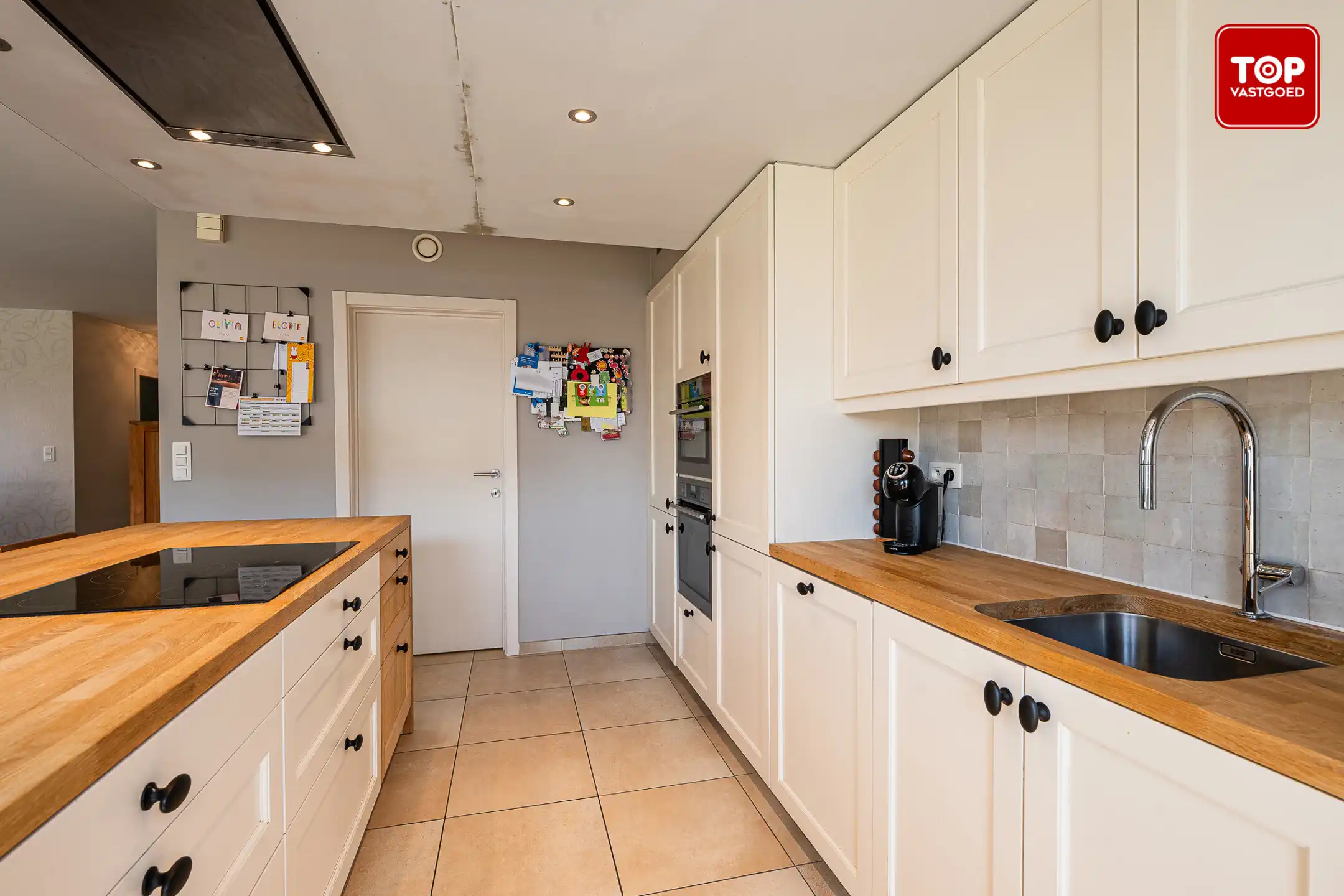 Instapklare woning met 4 slaapkamers en zonnige, zuidgerichte tuin. foto 6