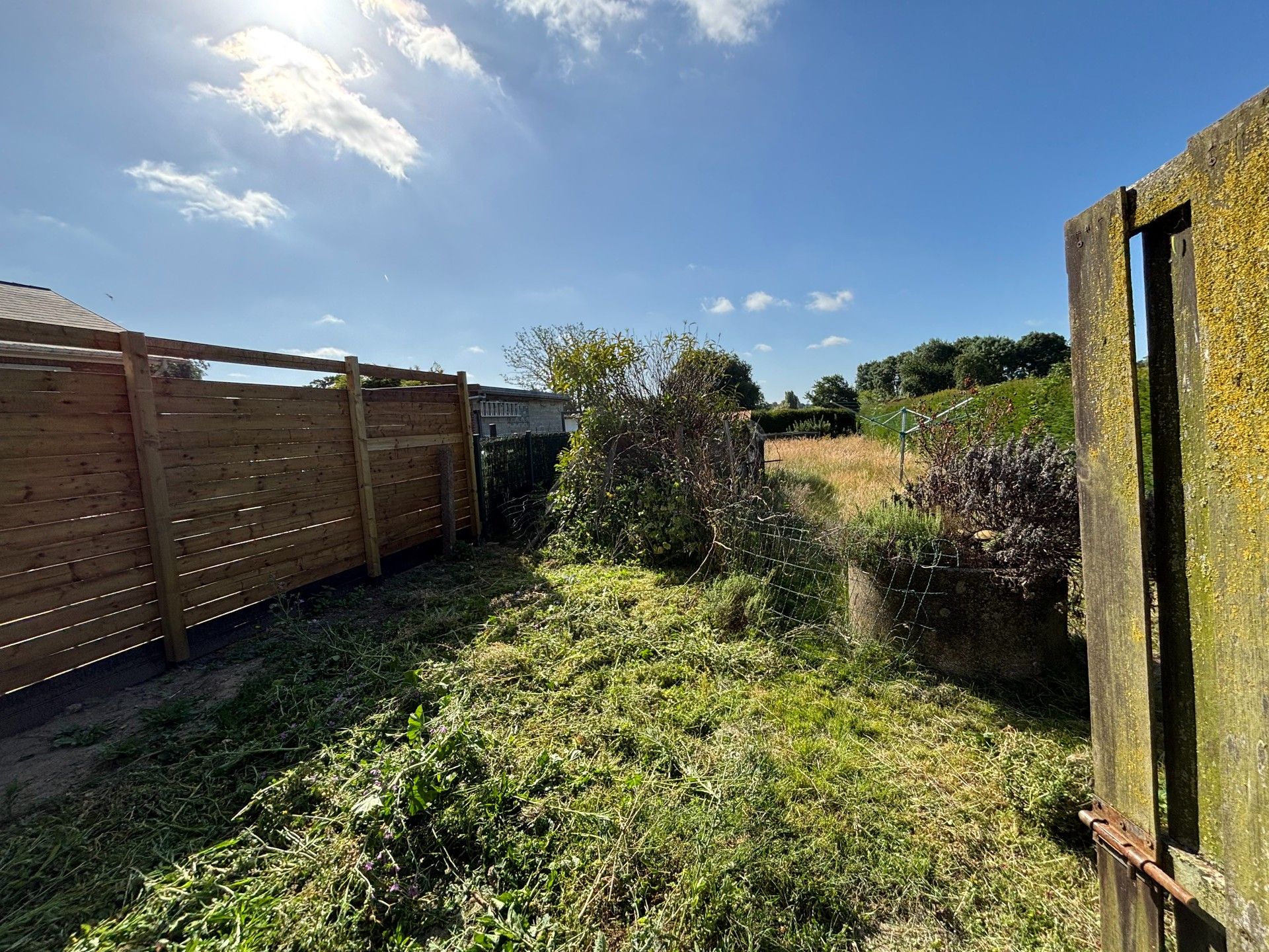 VOLLEDIG TE STRIPPEN WONING foto 35