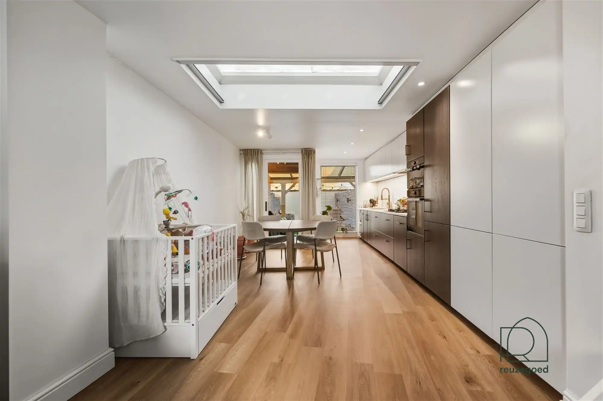 Charmant en gerenoveerd instapklaar huis met 2 slaapkamers  foto 6