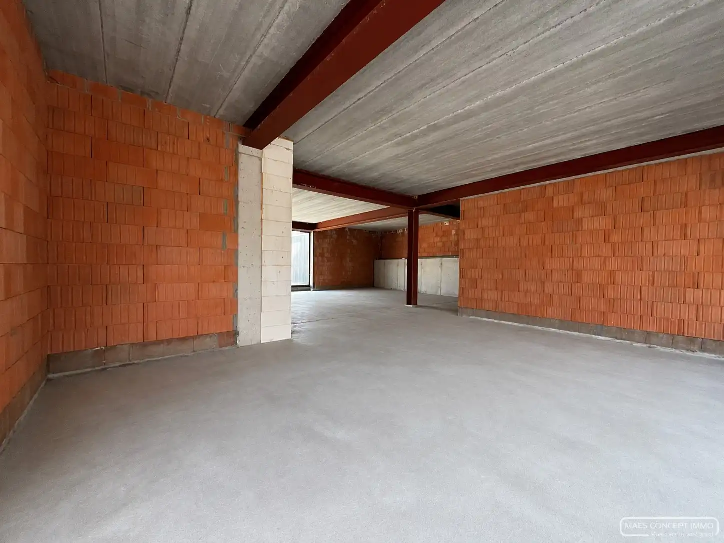 Handelspand van 165 m2 in centrum Anzegem foto 2