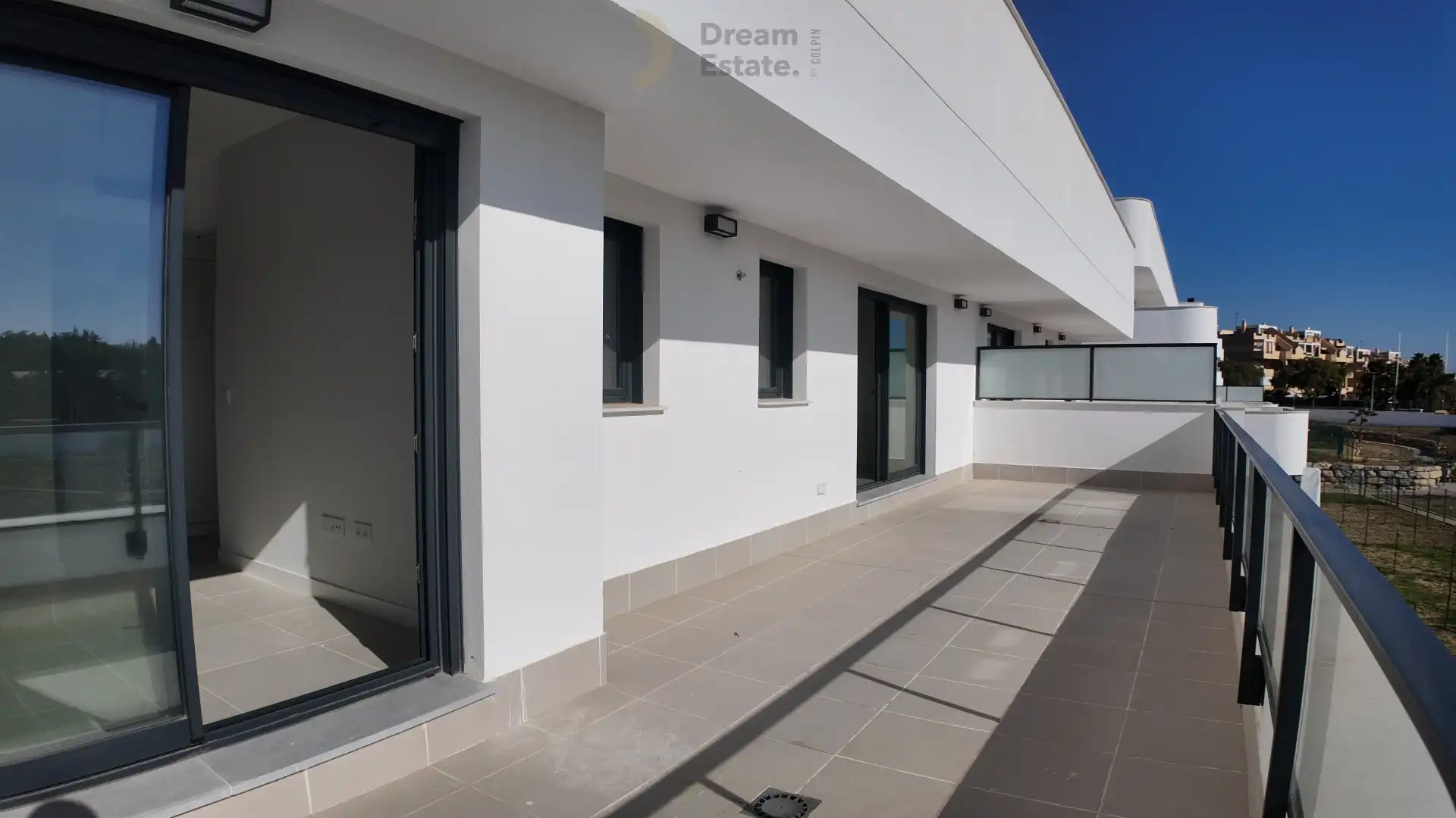 Instapklaar penthouse langs de New Golden Mile, Estepona. foto 11