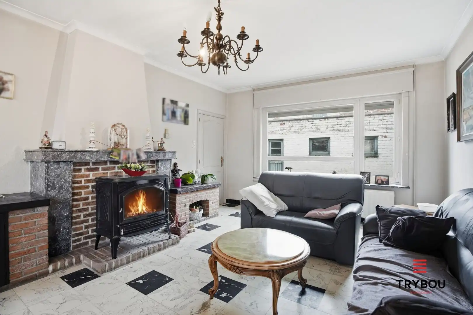 Woning met ruimte en veel mogelijkheden te koop in Zarren! foto 5