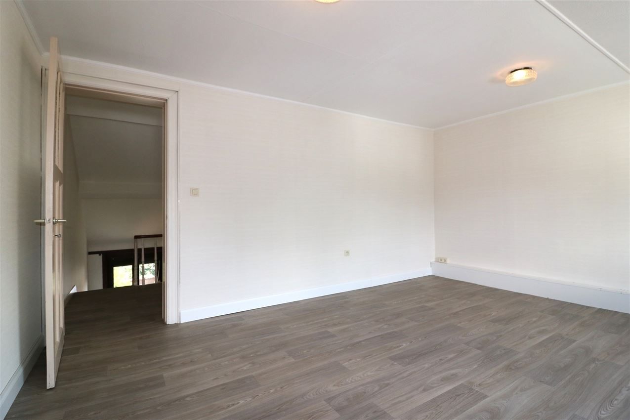 Charmevolle, vernieuwde woning met 3 slps en stadstuin foto 27