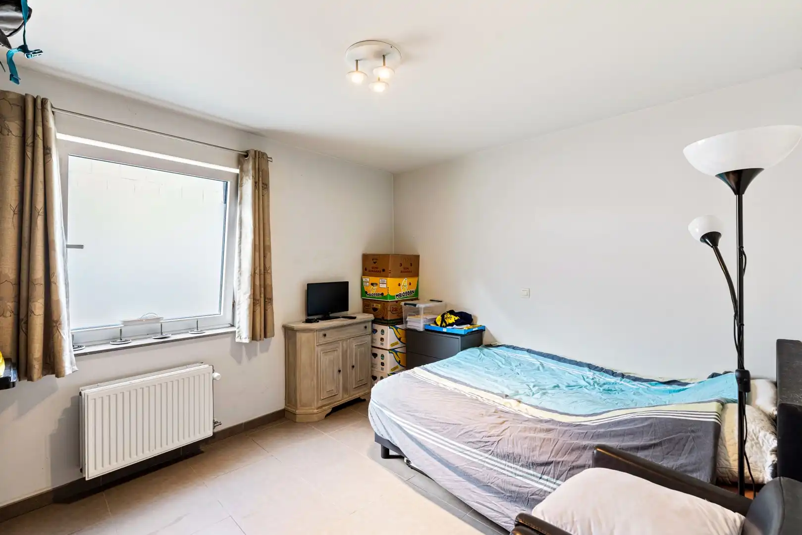 Lichtrijk en gelijkvloers appartement in het hart van Koolskamp foto 13