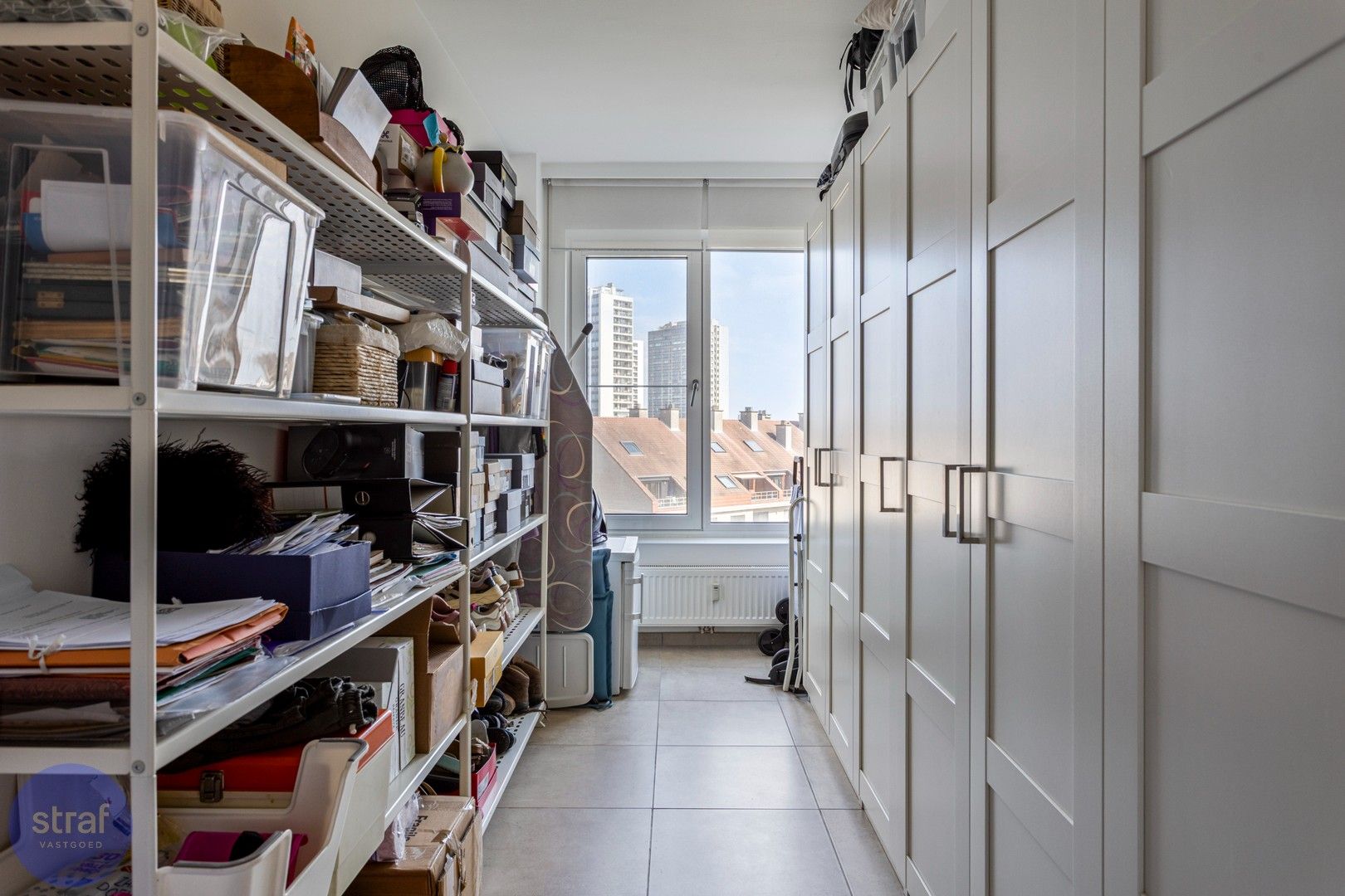Gerenoveerd appartement met 3 slaapkamers op de 6de verdieping foto 13