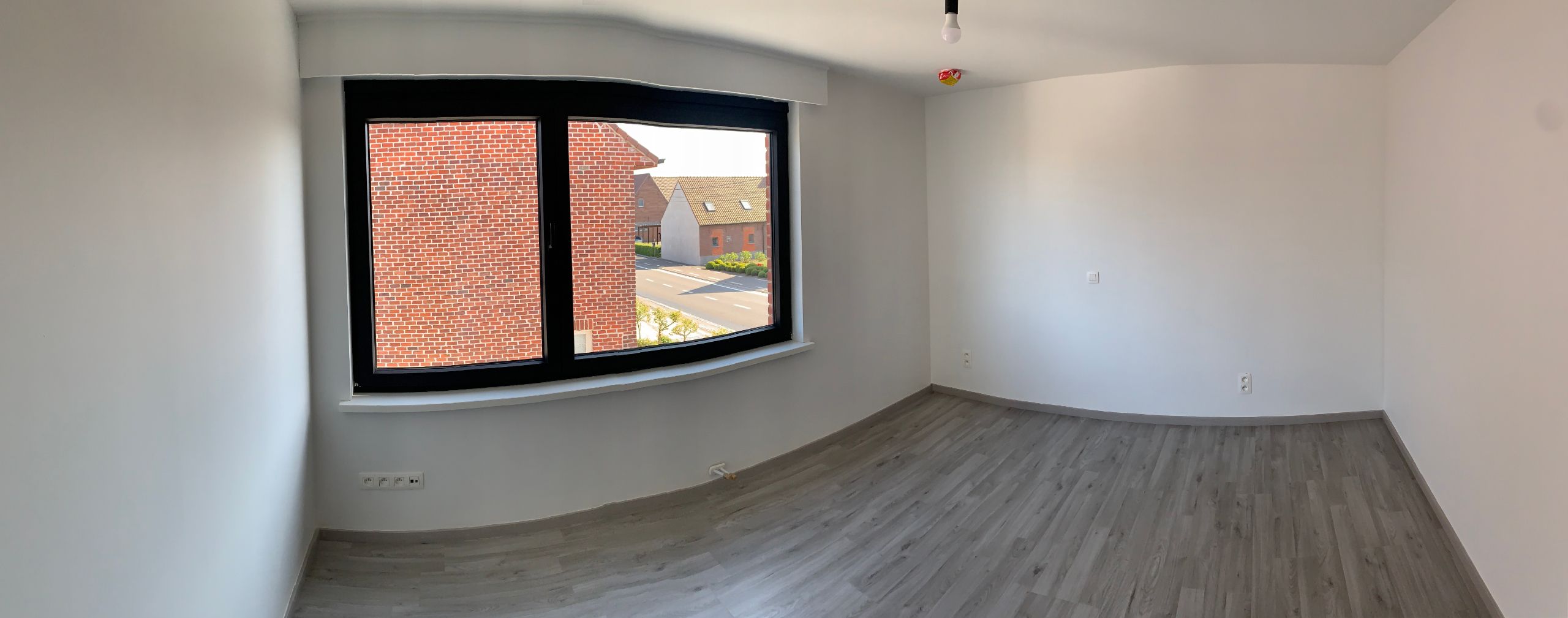 Volledig gerenoveerde halfopen bebouwing foto 15