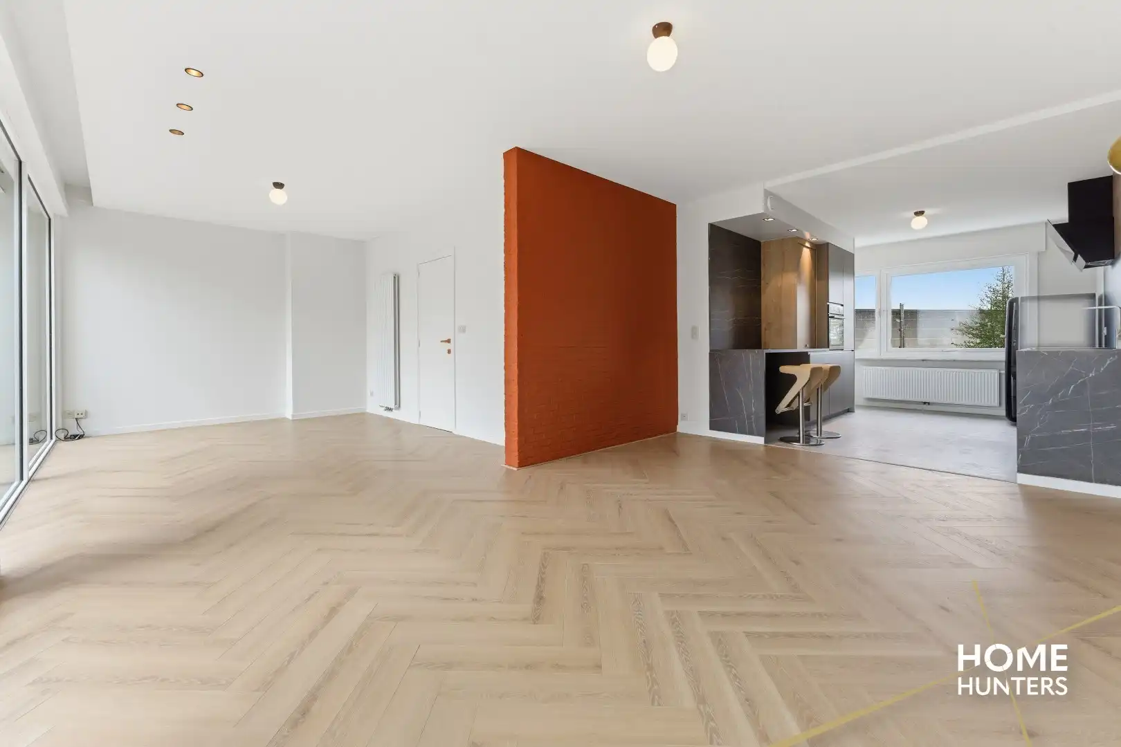 Prachtig gerenoveerde woning te Brielen met 2 slaapkamers, 2 badkamers en een garage foto 18