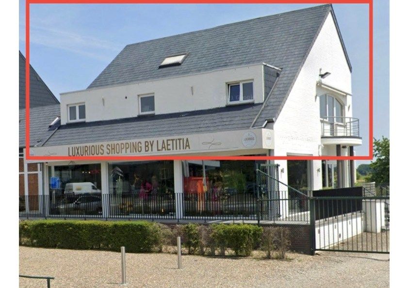 Ruime duplex met 3 slaapkamers. foto {{pictureIndex}}