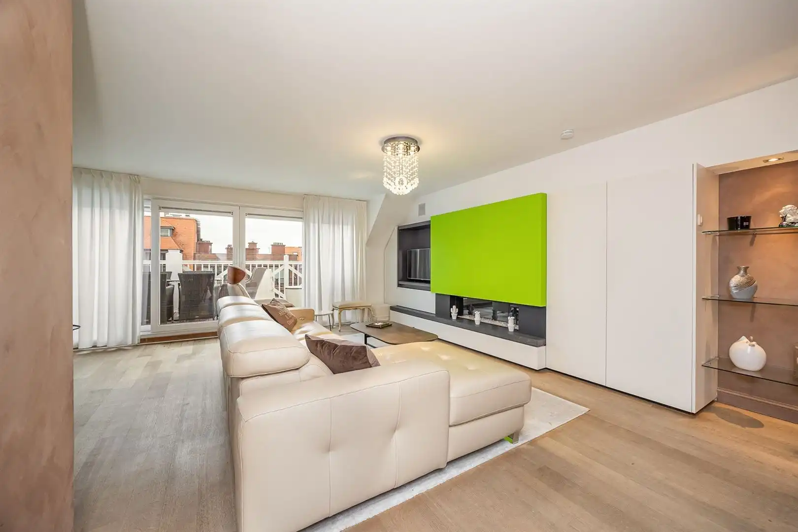 Ruim wonen in hartje Knokke foto 7