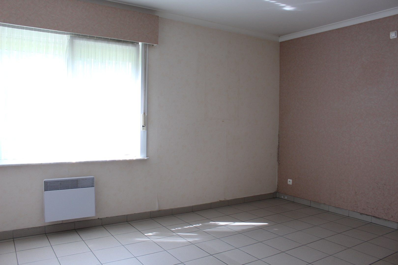 Rustig gelegen woning met grote tuin foto 14
